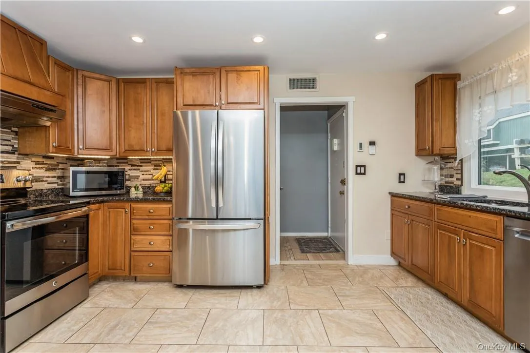 33 Heritage Hills, Somers, NY, 2 Bedrooms Bedrooms, 6 Rooms Rooms,2 BathroomsBathrooms,Residential,For Rent,Heritage,0,1004942 33 Heritage Hills, Somers, NY, 2 Bedrooms Bedrooms, 6 Rooms Rooms,2 BathroomsBathrooms,Residential,For Rent,Heritage,0,1004942