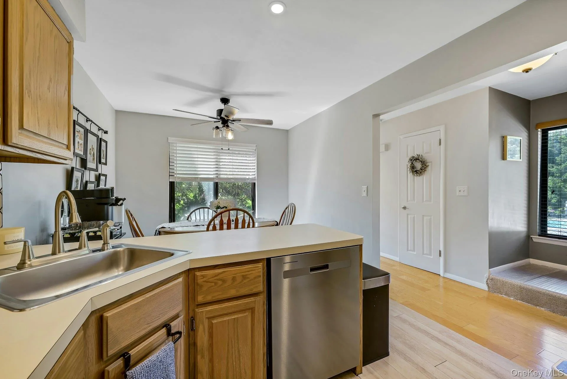 3 Hudson View Hill, Ossining, NY, 2 Bedrooms Bedrooms, 4 Rooms Rooms,1 BathroomBathrooms,Residential,For Rent,Hudson View,0,1004947 3 Hudson View Hill, Ossining, NY, 2 Bedrooms Bedrooms, 4 Rooms Rooms,1 BathroomBathrooms,Residential,For Rent,Hudson View,0,1004947