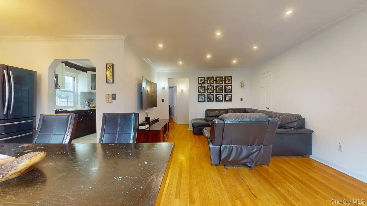 150-28 Jewel Avenue, New York, NY, 2 Bedrooms Bedrooms, 4 Rooms Rooms,1 BathroomBathrooms,Residential,For Rent,Jewel,0,1004952 150-28 Jewel Avenue, New York, NY, 2 Bedrooms Bedrooms, 4 Rooms Rooms,1 BathroomBathrooms,Residential,For Rent,Jewel,0,1004952