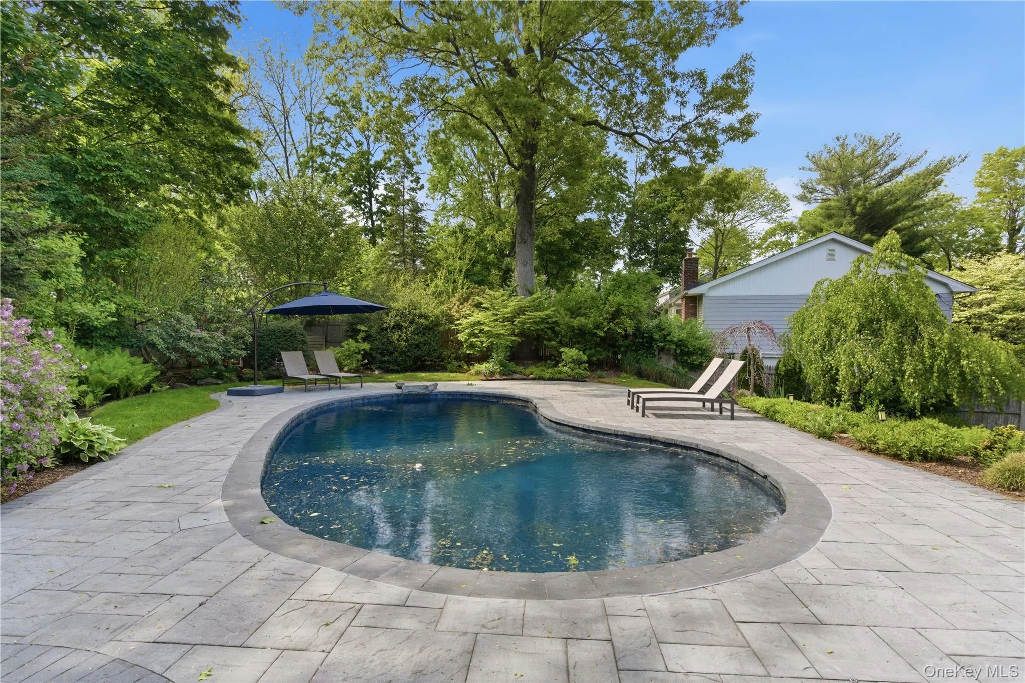 37 Mc Kay Road, Huntington, NY, 4 Bedrooms Bedrooms, 9 Rooms Rooms,3 BathroomsBathrooms,Residential,For Rent,Mc Kay,0,1004953 37 Mc Kay Road, Huntington, NY, 4 Bedrooms Bedrooms, 9 Rooms Rooms,3 BathroomsBathrooms,Residential,For Rent,Mc Kay,0,1004953