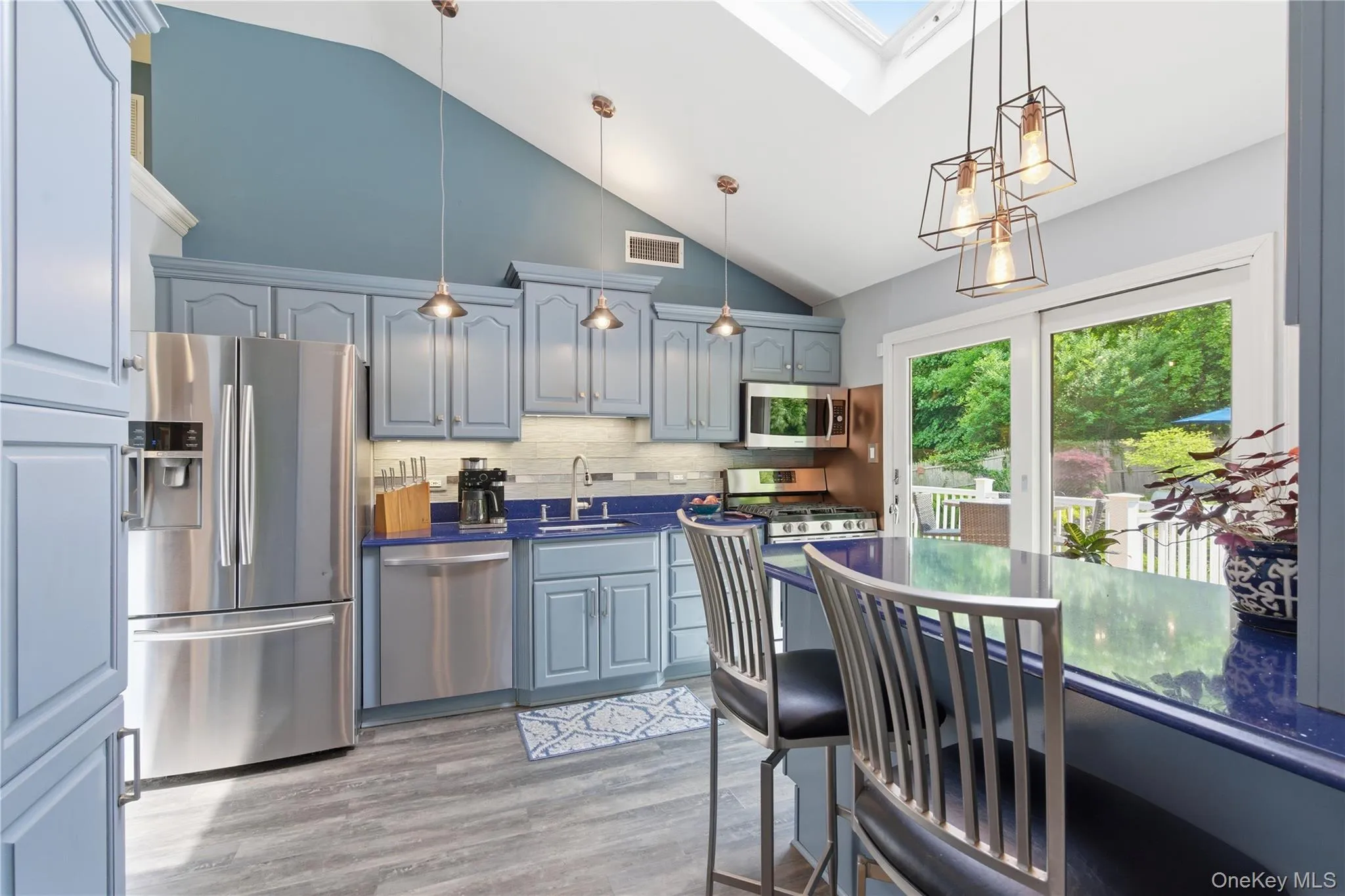 37 Mc Kay Road, Huntington, NY, 4 Bedrooms Bedrooms, 9 Rooms Rooms,3 BathroomsBathrooms,Residential,For Rent,Mc Kay,0,1004953 37 Mc Kay Road, Huntington, NY, 4 Bedrooms Bedrooms, 9 Rooms Rooms,3 BathroomsBathrooms,Residential,For Rent,Mc Kay,0,1004953