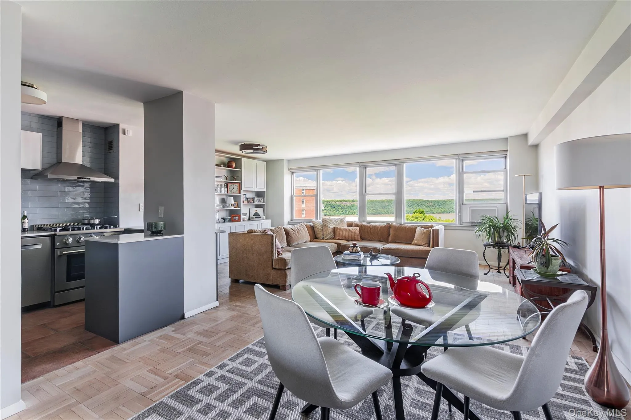 4525 Henry Hudson Parkway, New York, NY, 3 Bedrooms Bedrooms, 6 Rooms Rooms,2 BathroomsBathrooms,Residential,For Rent,Henry Hudson,0,1004954 4525 Henry Hudson Parkway, New York, NY, 3 Bedrooms Bedrooms, 6 Rooms Rooms,2 BathroomsBathrooms,Residential,For Rent,Henry Hudson,0,1004954