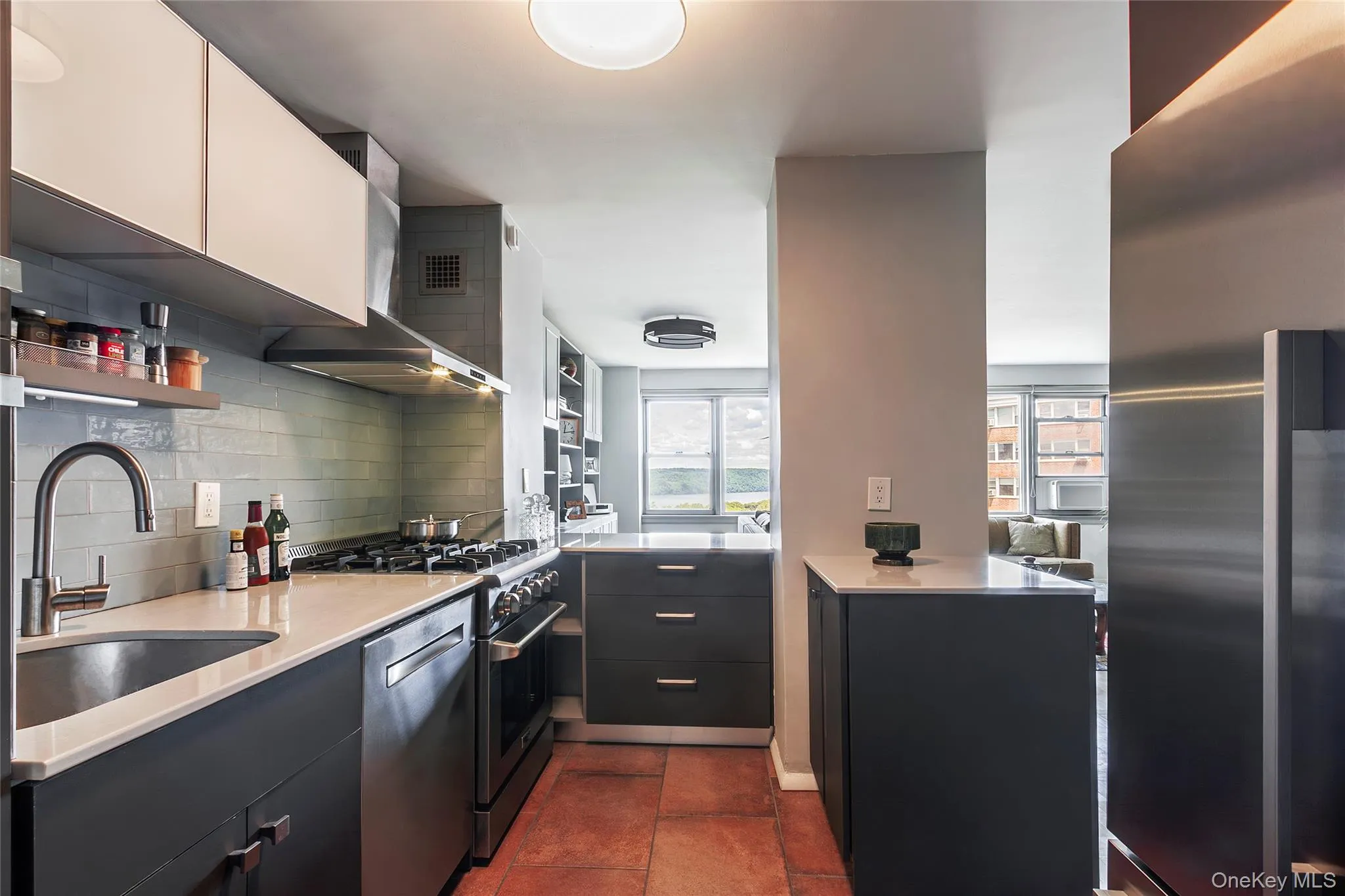 4525 Henry Hudson Parkway, New York, NY, 3 Bedrooms Bedrooms, 6 Rooms Rooms,2 BathroomsBathrooms,Residential,For Rent,Henry Hudson,0,1004954 4525 Henry Hudson Parkway, New York, NY, 3 Bedrooms Bedrooms, 6 Rooms Rooms,2 BathroomsBathrooms,Residential,For Rent,Henry Hudson,0,1004954