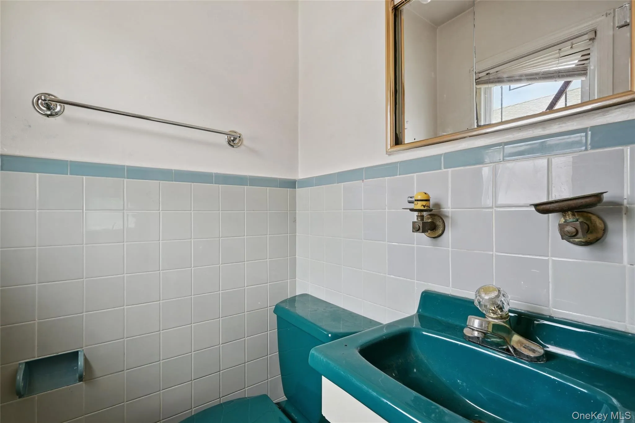 36-20 221st Street, New York, NY, 3 Bedrooms Bedrooms, 9 Rooms Rooms,1 BathroomBathrooms,Residential,For Rent,221st,0,1004955 36-20 221st Street, New York, NY, 3 Bedrooms Bedrooms, 9 Rooms Rooms,1 BathroomBathrooms,Residential,For Rent,221st,0,1004955