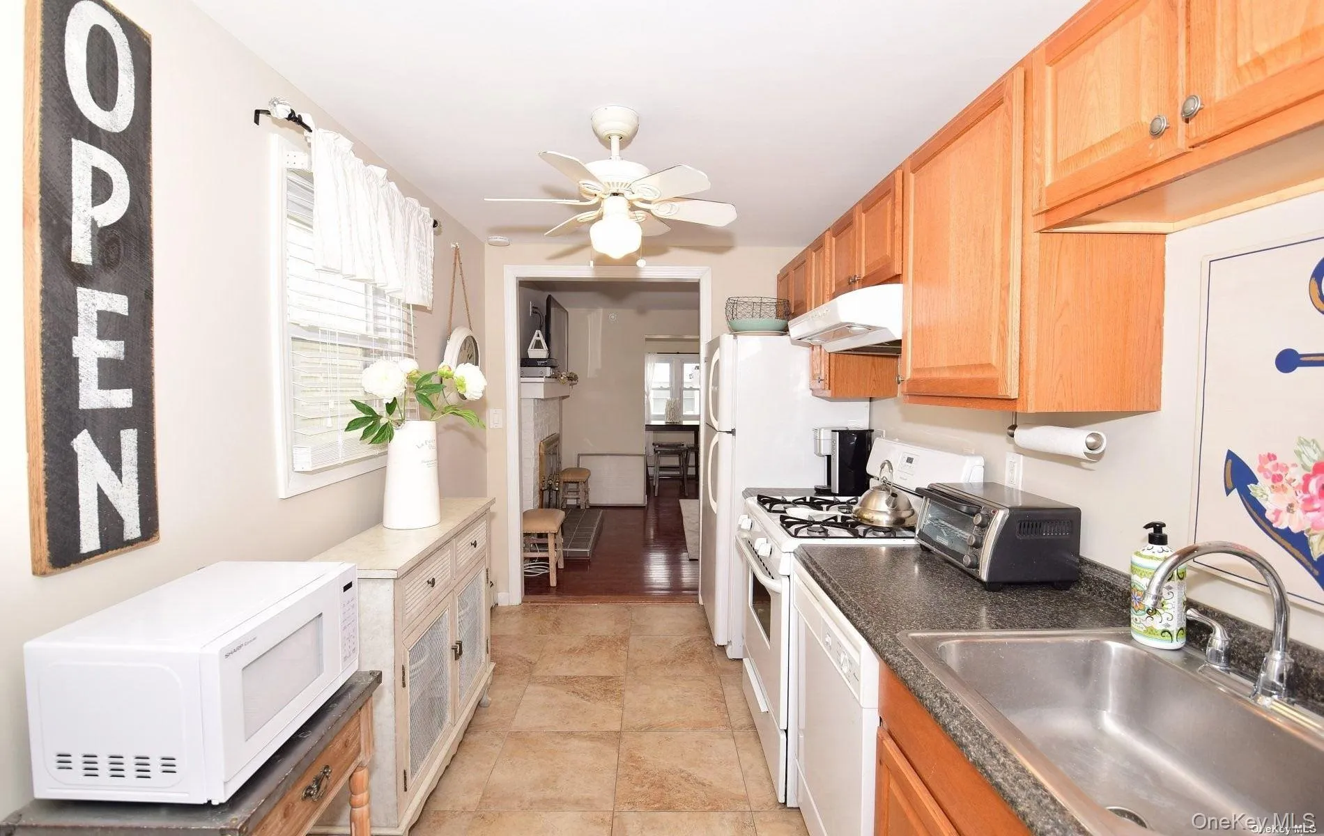 73 Nebraska Street, Long Beach, NY, 3 Bedrooms Bedrooms, 6 Rooms Rooms,1 BathroomBathrooms,Residential Lease,For Rent,Nebraska,0,1004956 73 Nebraska Street, Long Beach, NY, 3 Bedrooms Bedrooms, 6 Rooms Rooms,1 BathroomBathrooms,Residential Lease,For Rent,Nebraska,0,1004956