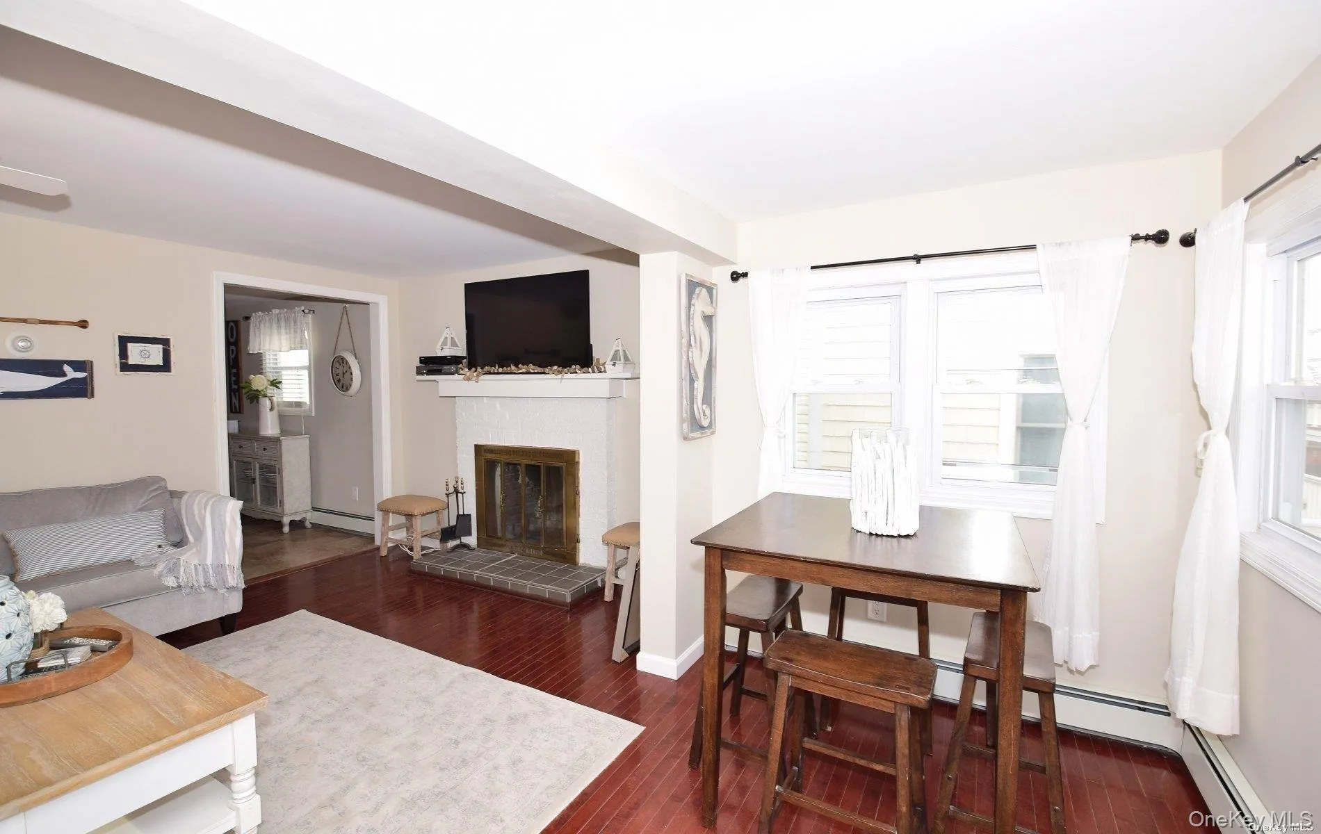 73 Nebraska Street, Long Beach, NY, 3 Bedrooms Bedrooms, 6 Rooms Rooms,1 BathroomBathrooms,Residential Lease,For Rent,Nebraska,0,1004956 73 Nebraska Street, Long Beach, NY, 3 Bedrooms Bedrooms, 6 Rooms Rooms,1 BathroomBathrooms,Residential Lease,For Rent,Nebraska,0,1004956