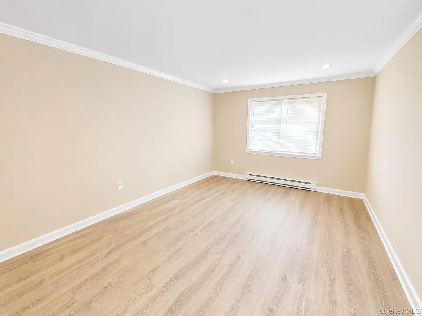 21 Village Park Drive, Fishkill, NY, 1 Bedroom Bedrooms, 6 Rooms Rooms,1 BathroomBathrooms,Residential Lease,For Rent,Village Park,0,1004957 21 Village Park Drive, Fishkill, NY, 1 Bedroom Bedrooms, 6 Rooms Rooms,1 BathroomBathrooms,Residential Lease,For Rent,Village Park,0,1004957