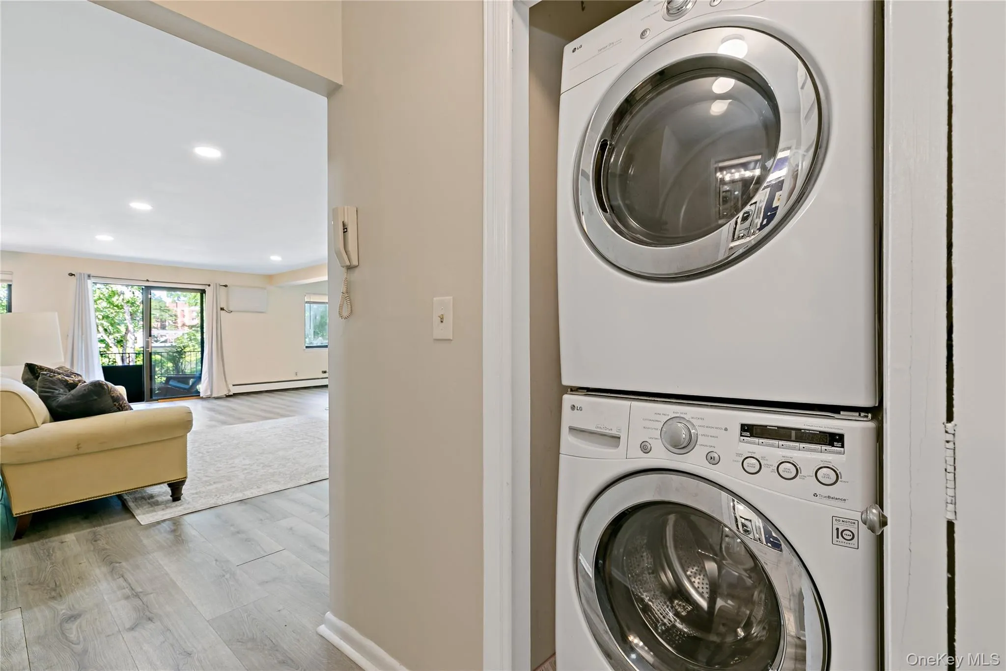 In-unit laundry! In-unit laundry!