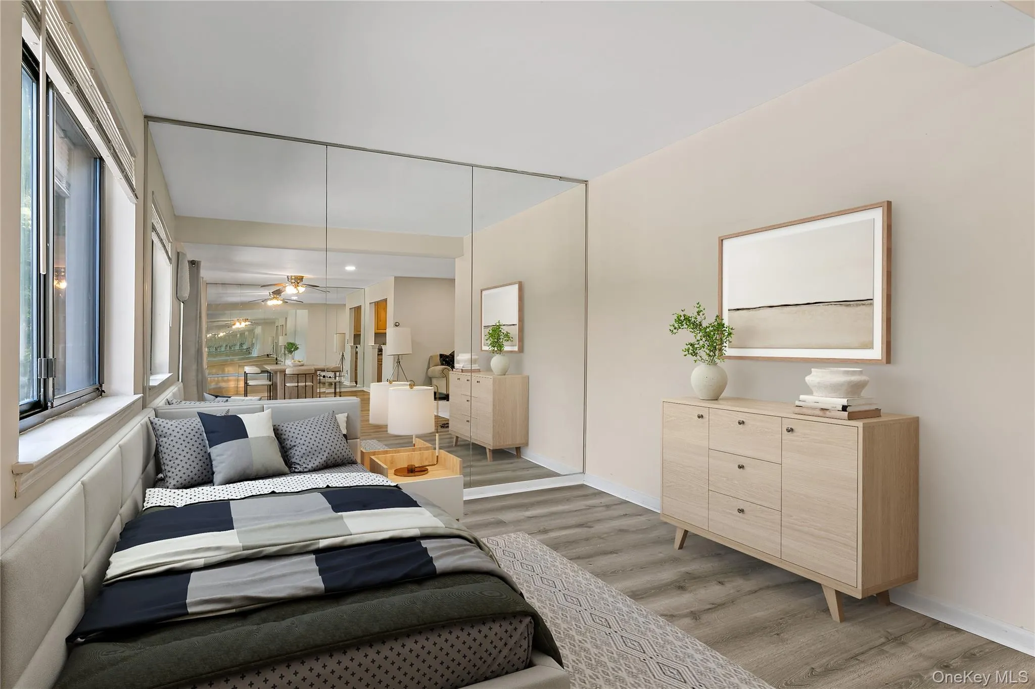 Den/3rd bedroom possibility (virtually staged) Den/3rd bedroom possibility (virtually staged)