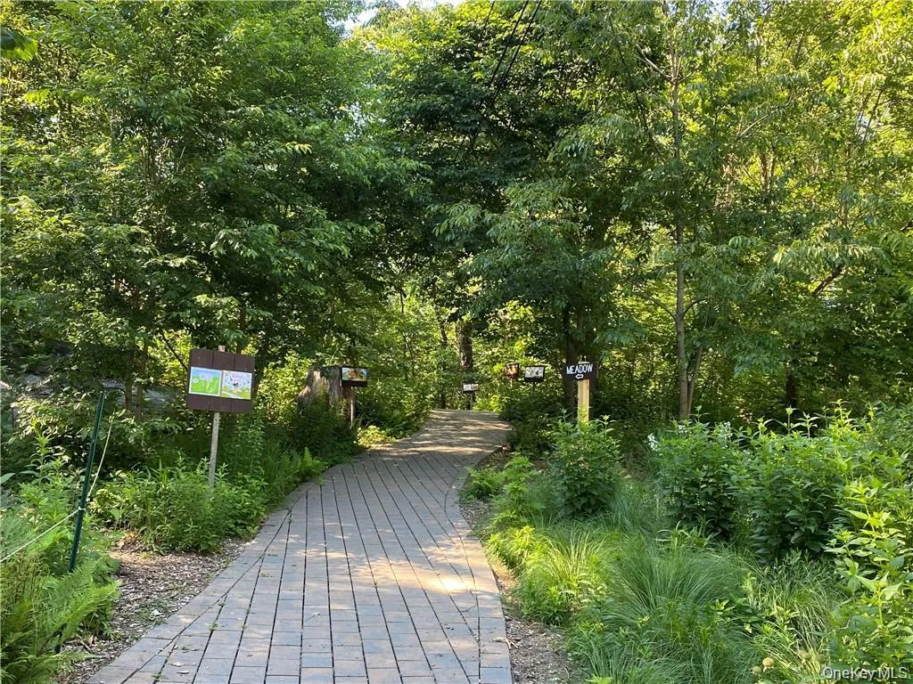 Greenburgh Nature Center Greenburgh Nature Center