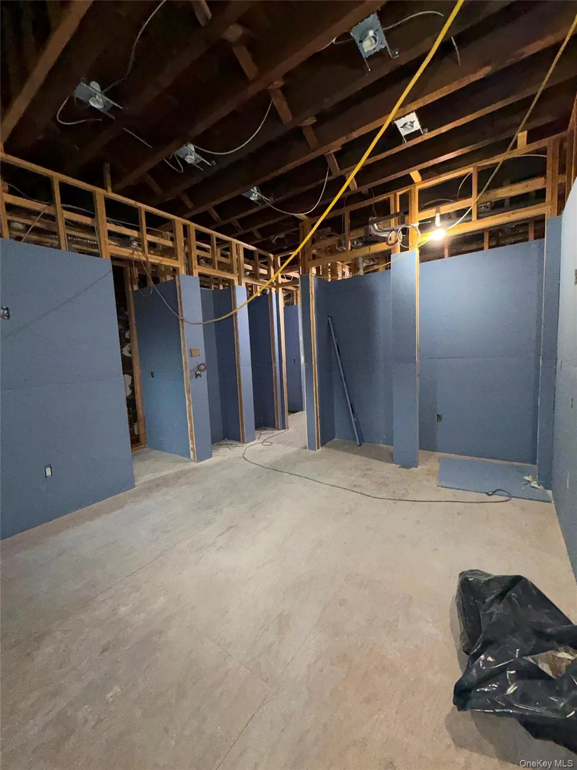 14448 Jewel Avenue, New York, NY, 5 Bedrooms Bedrooms, 18 Rooms Rooms,3 BathroomsBathrooms,Residential,For Rent,Jewel,0,1004969 14448 Jewel Avenue, New York, NY, 5 Bedrooms Bedrooms, 18 Rooms Rooms,3 BathroomsBathrooms,Residential,For Rent,Jewel,0,1004969