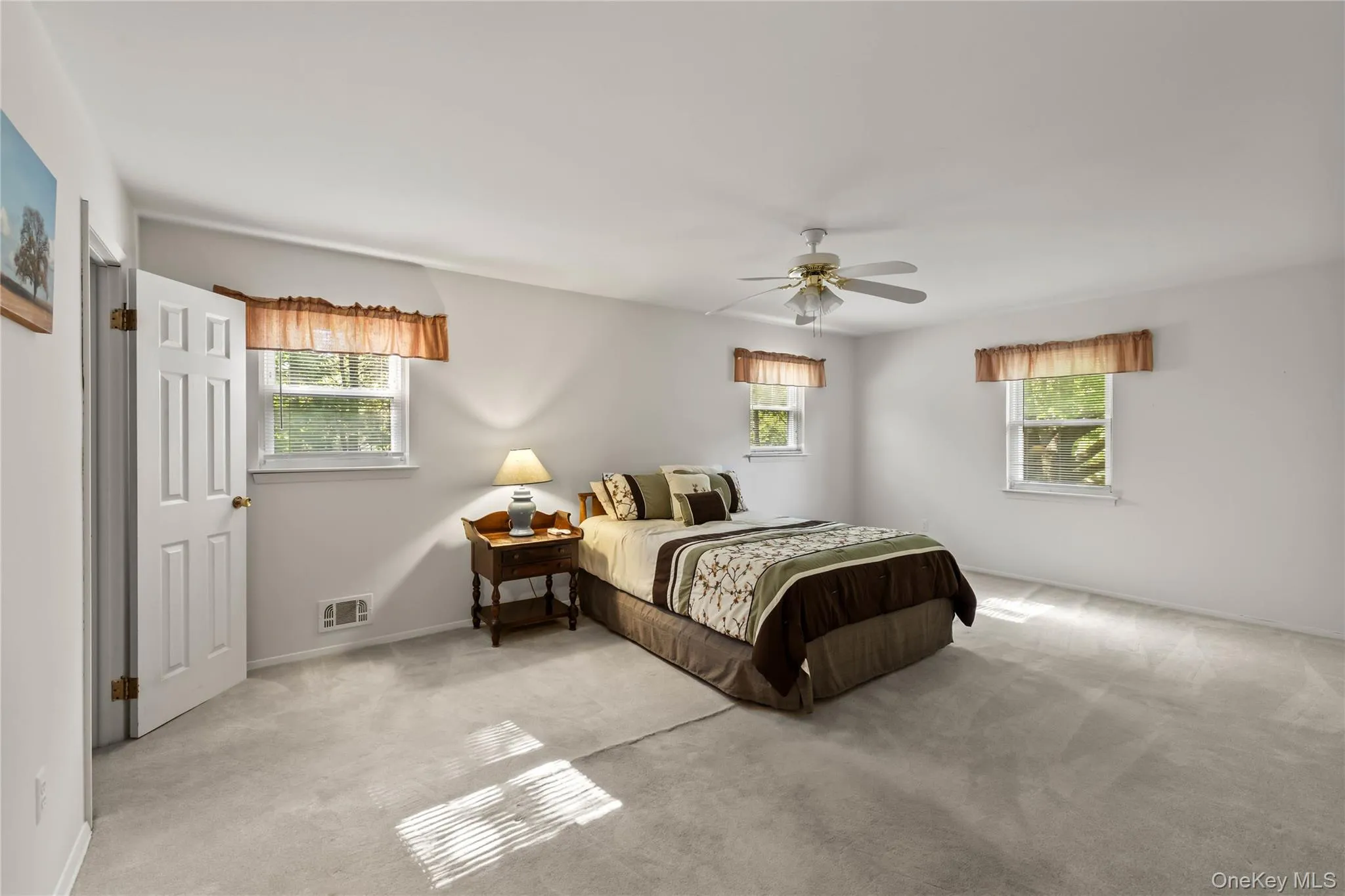 5 Daisy Court, Ramapo, NY, 6 Bedrooms Bedrooms, 11 Rooms Rooms,2 BathroomsBathrooms,Residential,For Rent,Daisy,0,1004971 5 Daisy Court, Ramapo, NY, 6 Bedrooms Bedrooms, 11 Rooms Rooms,2 BathroomsBathrooms,Residential,For Rent,Daisy,0,1004971
