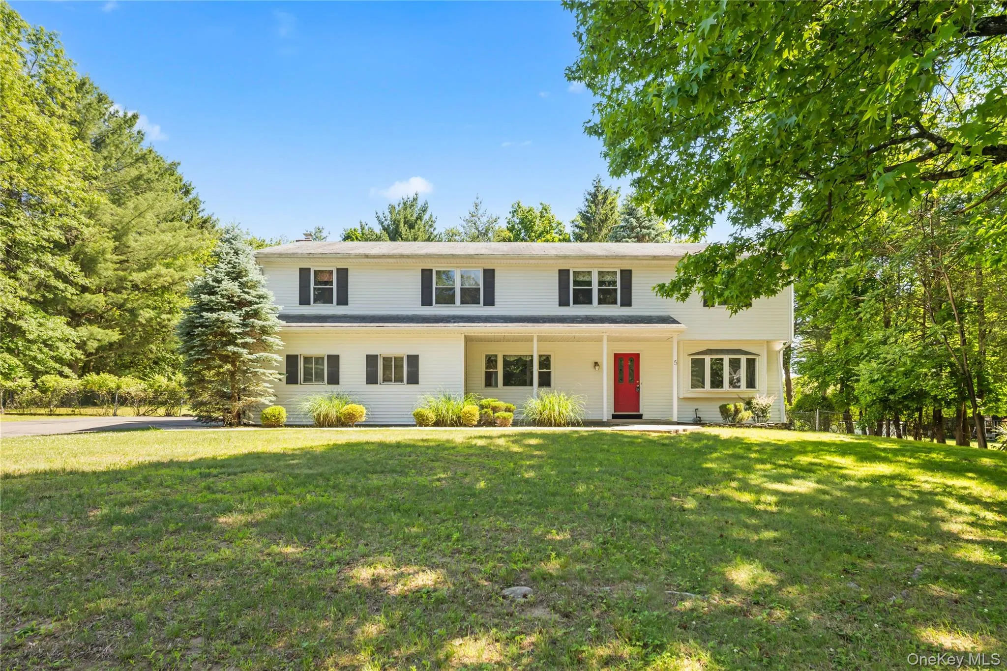 5 Daisy Court, Ramapo, NY, 6 Bedrooms Bedrooms, 11 Rooms Rooms,2 BathroomsBathrooms,Residential,For Rent,Daisy,0,1004971 5 Daisy Court, Ramapo, NY, 6 Bedrooms Bedrooms, 11 Rooms Rooms,2 BathroomsBathrooms,Residential,For Rent,Daisy,0,1004971