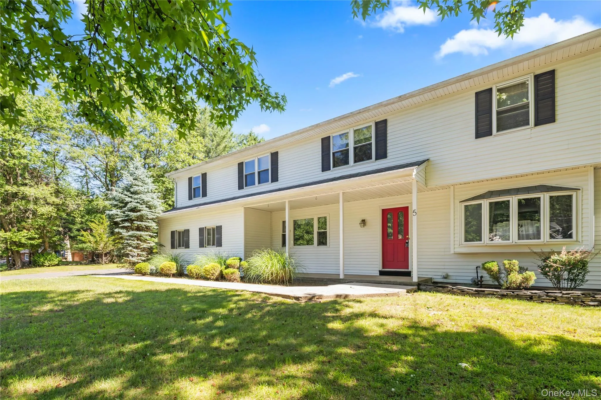 5 Daisy Court, Ramapo, NY, 6 Bedrooms Bedrooms, 11 Rooms Rooms,2 BathroomsBathrooms,Residential,For Rent,Daisy,0,1004971 5 Daisy Court, Ramapo, NY, 6 Bedrooms Bedrooms, 11 Rooms Rooms,2 BathroomsBathrooms,Residential,For Rent,Daisy,0,1004971