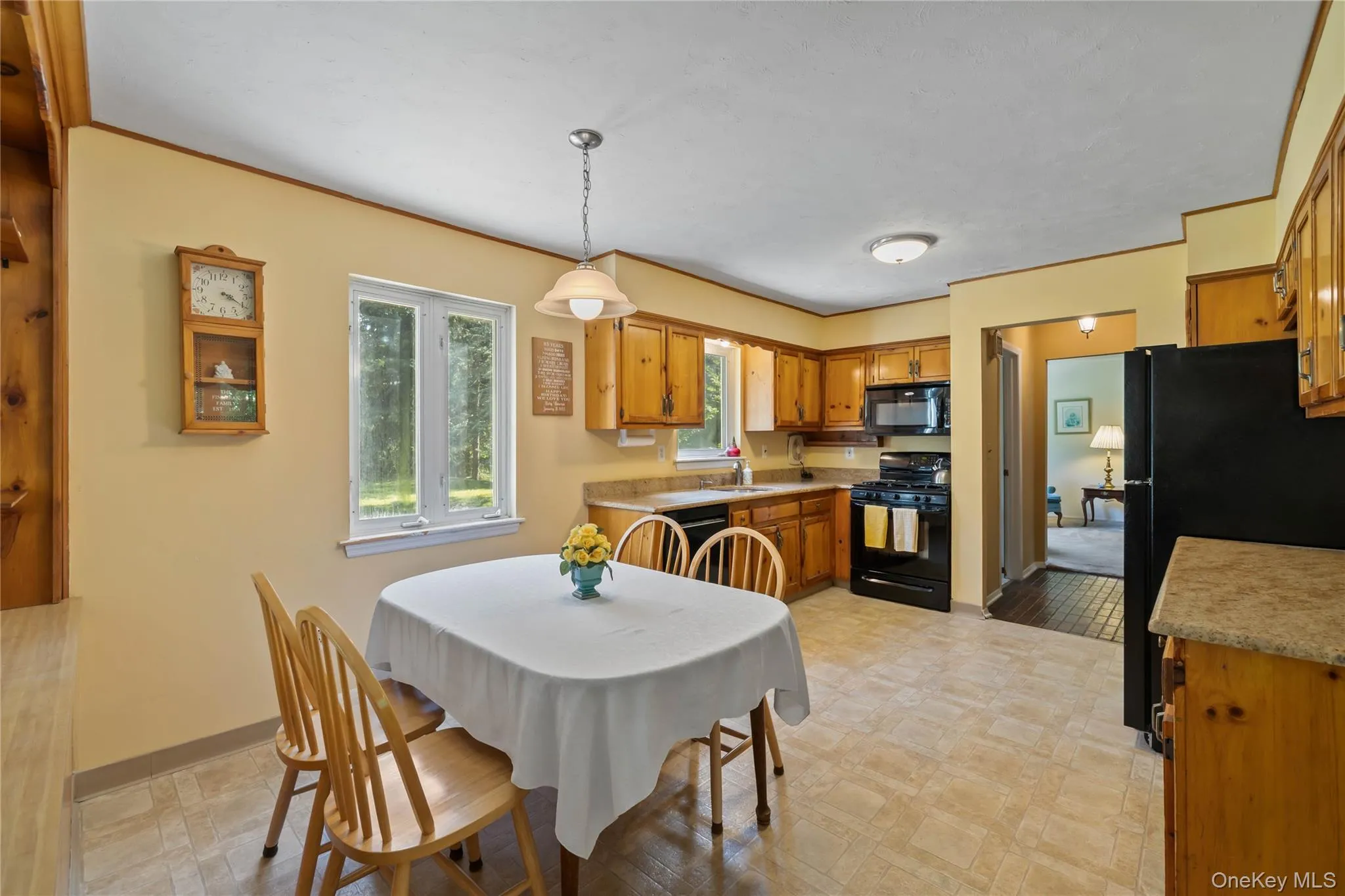 5 Daisy Court, Ramapo, NY, 6 Bedrooms Bedrooms, 11 Rooms Rooms,2 BathroomsBathrooms,Residential,For Rent,Daisy,0,1004971 5 Daisy Court, Ramapo, NY, 6 Bedrooms Bedrooms, 11 Rooms Rooms,2 BathroomsBathrooms,Residential,For Rent,Daisy,0,1004971