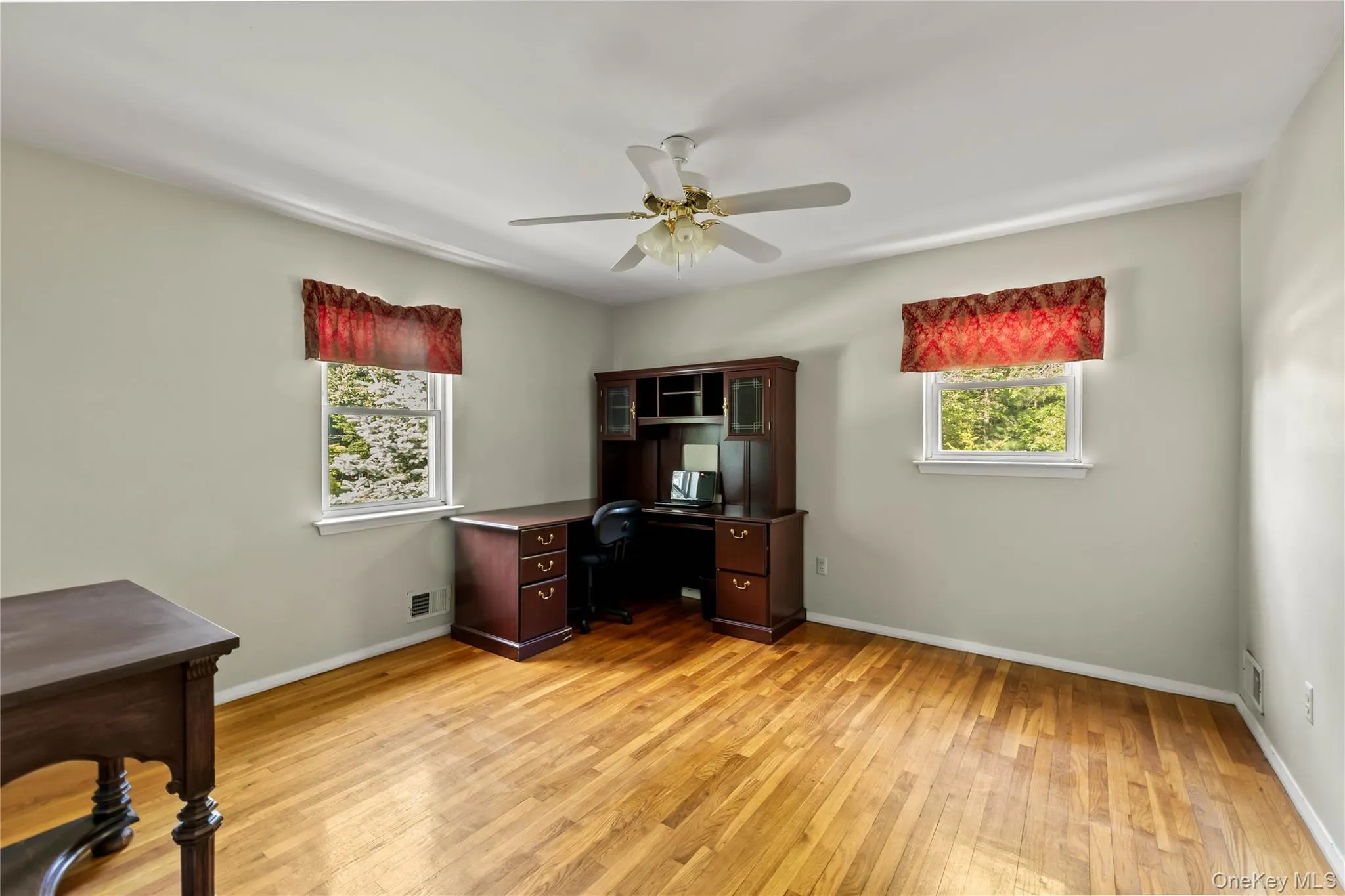 5 Daisy Court, Ramapo, NY, 6 Bedrooms Bedrooms, 11 Rooms Rooms,2 BathroomsBathrooms,Residential,For Rent,Daisy,0,1004971 5 Daisy Court, Ramapo, NY, 6 Bedrooms Bedrooms, 11 Rooms Rooms,2 BathroomsBathrooms,Residential,For Rent,Daisy,0,1004971