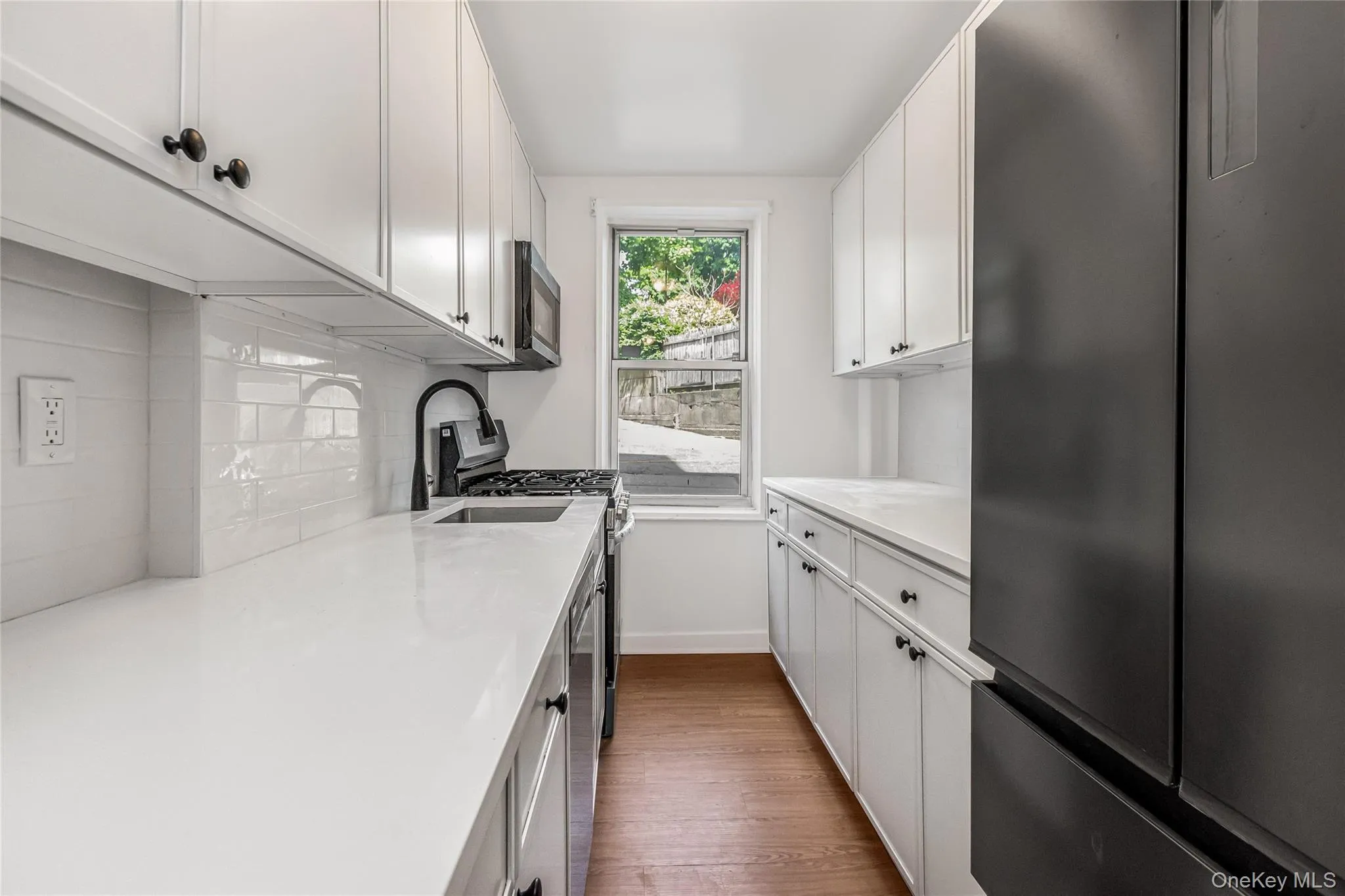 61 Bronx River Road, Yonkers, NY, 2 Bedrooms Bedrooms, 4 Rooms Rooms,1 BathroomBathrooms,Residential,For Rent,Bronx River,0,1004977 61 Bronx River Road, Yonkers, NY, 2 Bedrooms Bedrooms, 4 Rooms Rooms,1 BathroomBathrooms,Residential,For Rent,Bronx River,0,1004977