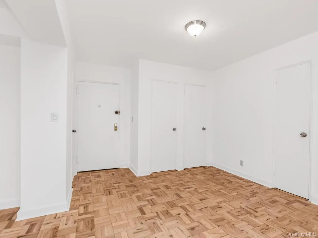 61 Bronx River Road, Yonkers, NY, 2 Bedrooms Bedrooms, 4 Rooms Rooms,1 BathroomBathrooms,Residential,For Rent,Bronx River,0,1004977 61 Bronx River Road, Yonkers, NY, 2 Bedrooms Bedrooms, 4 Rooms Rooms,1 BathroomBathrooms,Residential,For Rent,Bronx River,0,1004977