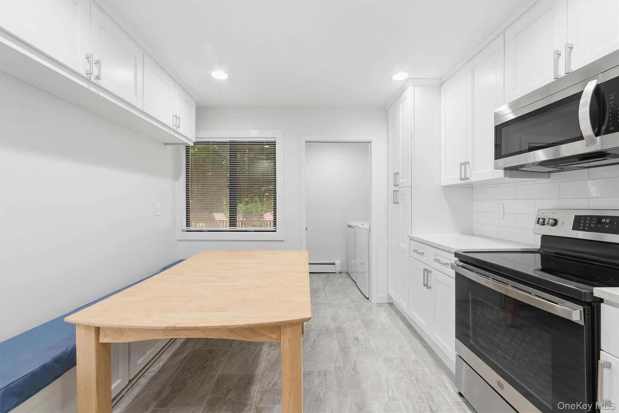 104 Ogden Avenue, Greenburgh, NY, 3 Bedrooms Bedrooms, 8 Rooms Rooms,2 BathroomsBathrooms,Residential Lease,For Rent,Ogden,0,1004978 104 Ogden Avenue, Greenburgh, NY, 3 Bedrooms Bedrooms, 8 Rooms Rooms,2 BathroomsBathrooms,Residential Lease,For Rent,Ogden,0,1004978