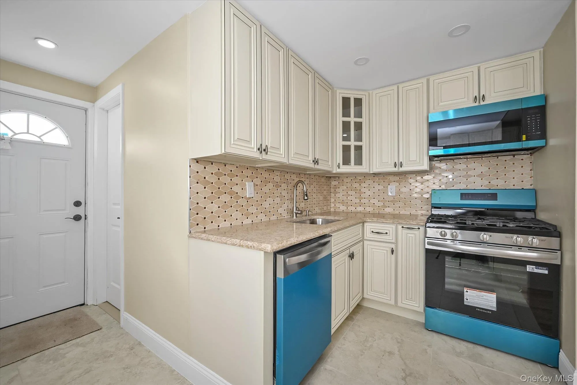 5216 M Avenue, New York, NY, 3 Bedrooms Bedrooms, 10 Rooms Rooms,3 BathroomsBathrooms,Residential,For Rent,M,0,1004982 5216 M Avenue, New York, NY, 3 Bedrooms Bedrooms, 10 Rooms Rooms,3 BathroomsBathrooms,Residential,For Rent,M,0,1004982