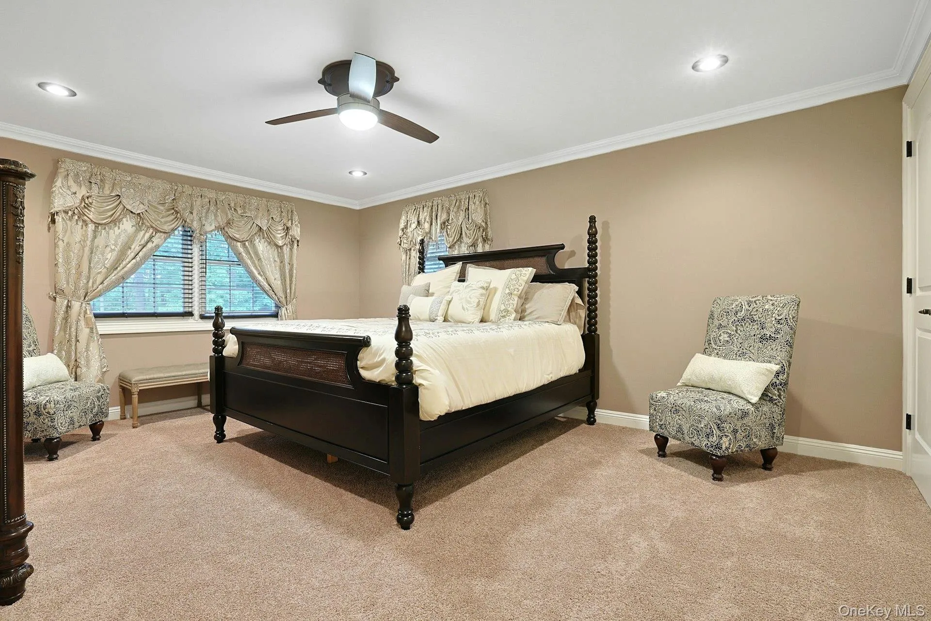 8 Dunmore Road, Clarkstown, NY, 5 Bedrooms Bedrooms, 11 Rooms Rooms,3 BathroomsBathrooms,Residential,For Rent,Dunmore,0,1004983 8 Dunmore Road, Clarkstown, NY, 5 Bedrooms Bedrooms, 11 Rooms Rooms,3 BathroomsBathrooms,Residential,For Rent,Dunmore,0,1004983
