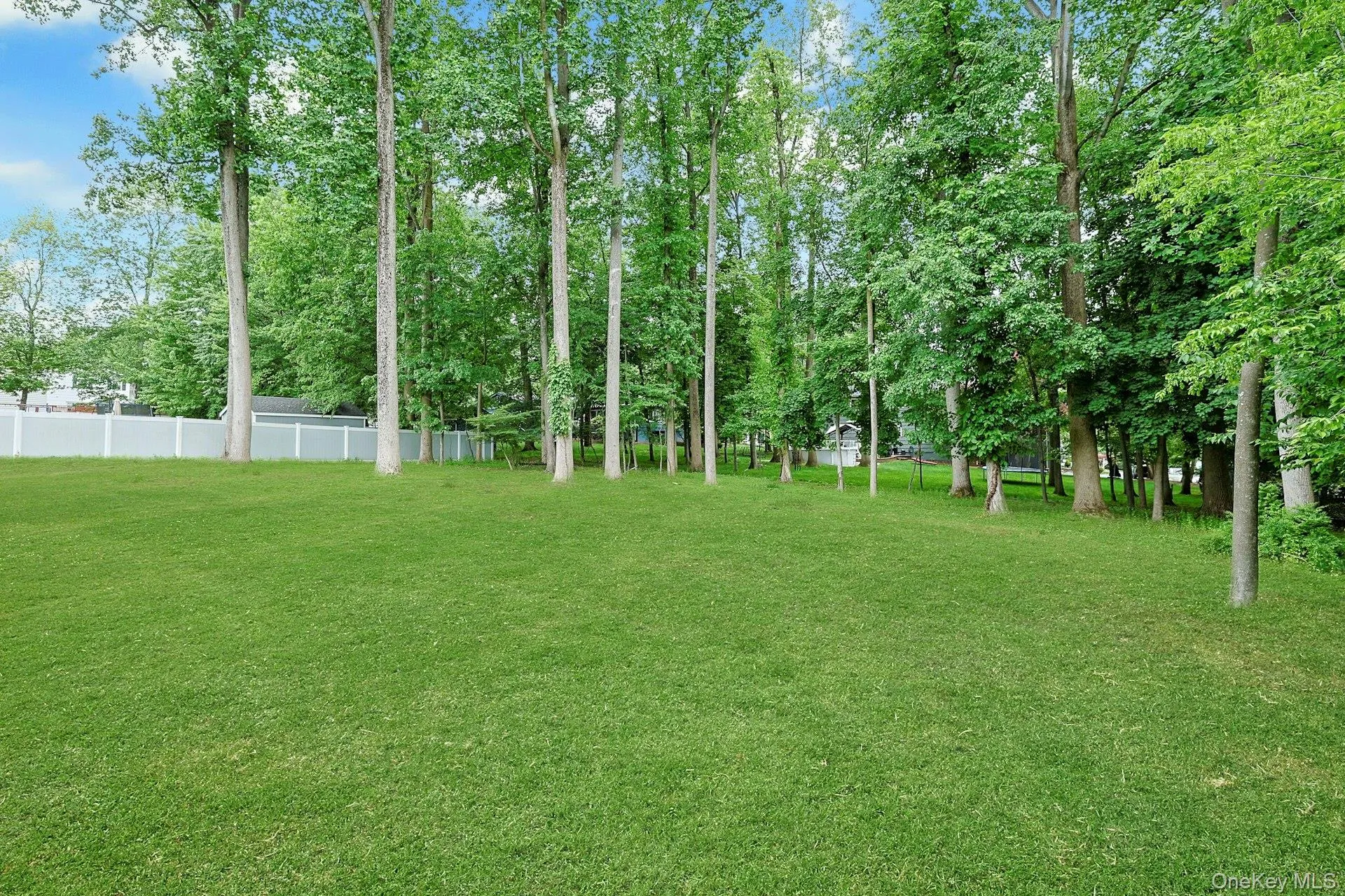 8 Dunmore Road, Clarkstown, NY, 5 Bedrooms Bedrooms, 11 Rooms Rooms,3 BathroomsBathrooms,Residential,For Rent,Dunmore,0,1004983 8 Dunmore Road, Clarkstown, NY, 5 Bedrooms Bedrooms, 11 Rooms Rooms,3 BathroomsBathrooms,Residential,For Rent,Dunmore,0,1004983