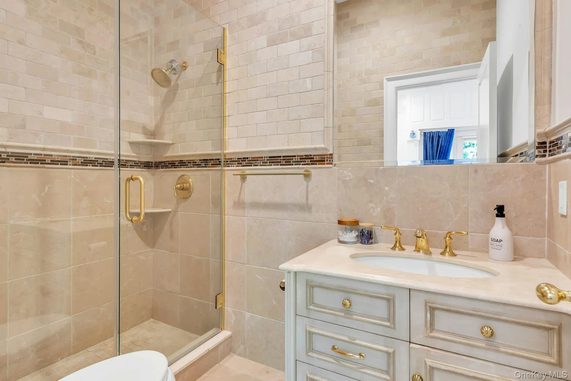 98 Cliff Road, Brookhaven, NY, 5 Bedrooms Bedrooms, 14 Rooms Rooms,7 BathroomsBathrooms,Residential,For Rent,Cliff,0,1004985 98 Cliff Road, Brookhaven, NY, 5 Bedrooms Bedrooms, 14 Rooms Rooms,7 BathroomsBathrooms,Residential,For Rent,Cliff,0,1004985