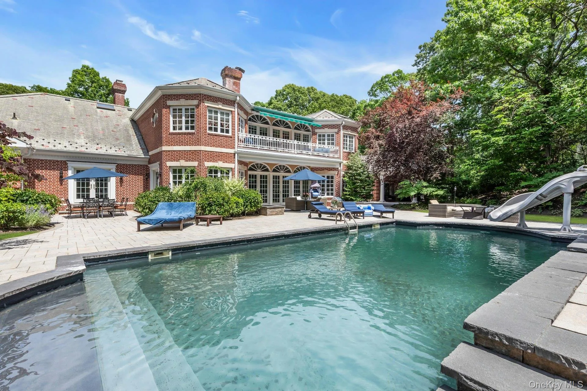 98 Cliff Road, Brookhaven, NY, 5 Bedrooms Bedrooms, 14 Rooms Rooms,7 BathroomsBathrooms,Residential,For Rent,Cliff,0,1004985 98 Cliff Road, Brookhaven, NY, 5 Bedrooms Bedrooms, 14 Rooms Rooms,7 BathroomsBathrooms,Residential,For Rent,Cliff,0,1004985