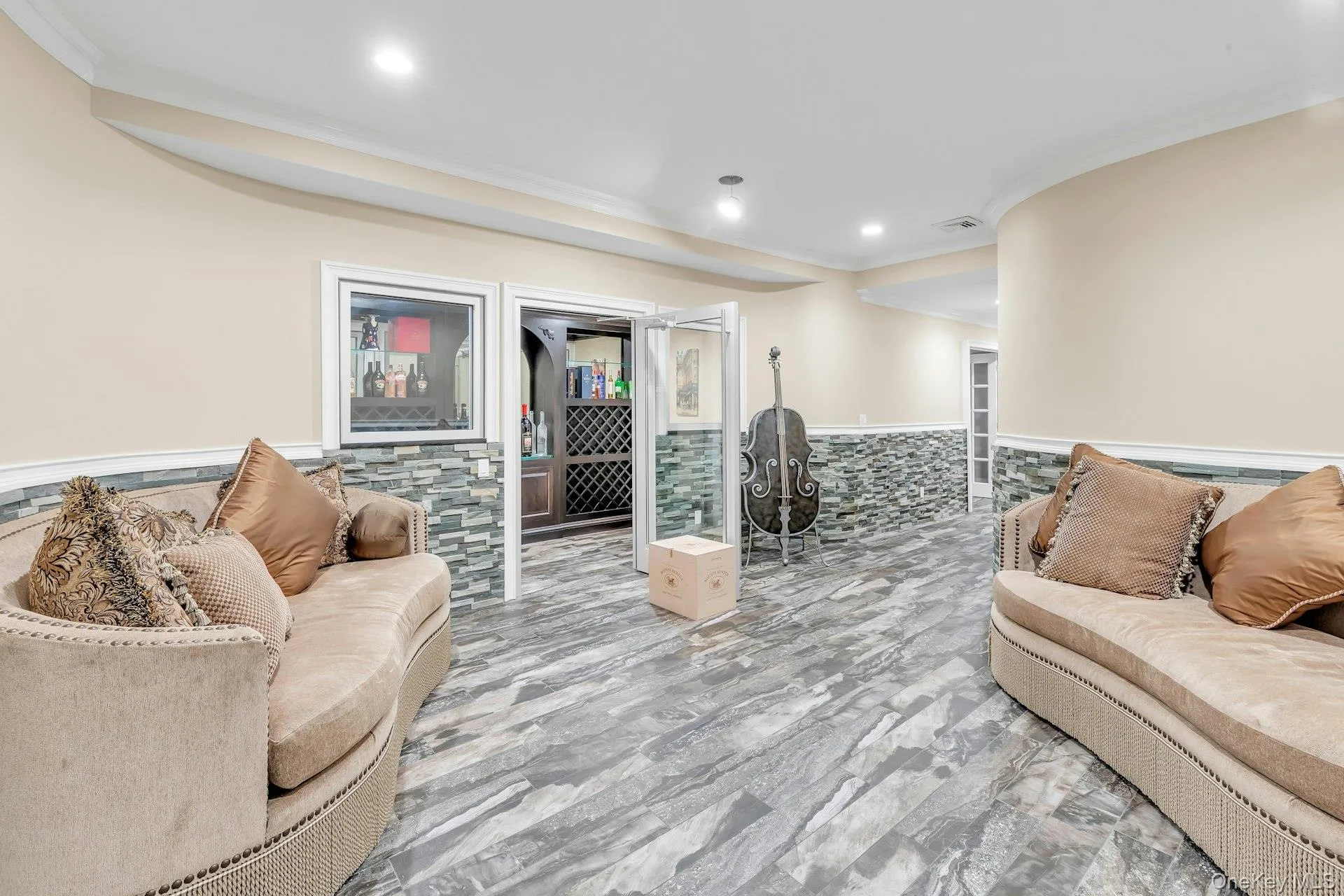 98 Cliff Road, Brookhaven, NY, 5 Bedrooms Bedrooms, 14 Rooms Rooms,7 BathroomsBathrooms,Residential,For Rent,Cliff,0,1004985 98 Cliff Road, Brookhaven, NY, 5 Bedrooms Bedrooms, 14 Rooms Rooms,7 BathroomsBathrooms,Residential,For Rent,Cliff,0,1004985