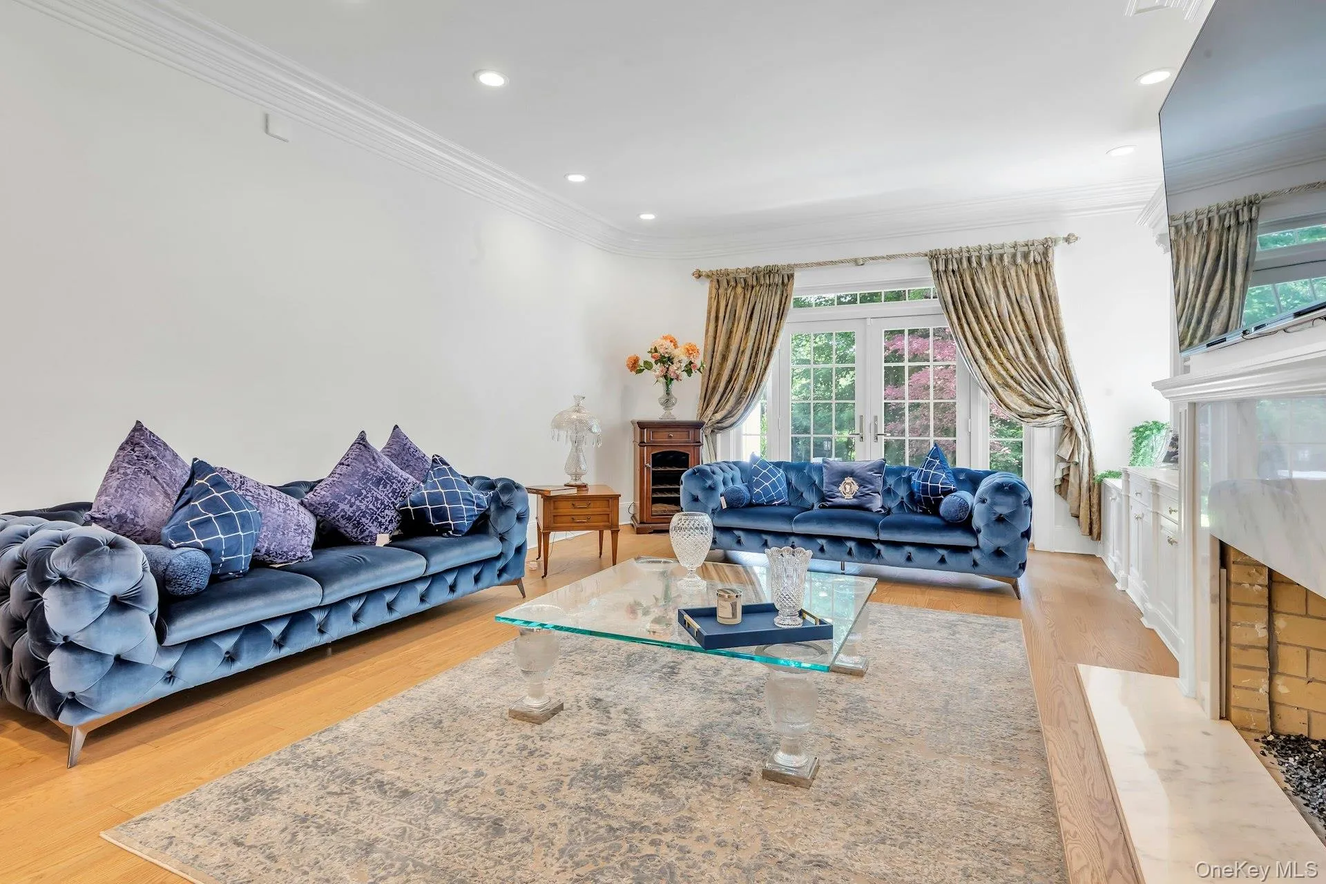 98 Cliff Road, Brookhaven, NY, 5 Bedrooms Bedrooms, 14 Rooms Rooms,7 BathroomsBathrooms,Residential,For Rent,Cliff,0,1004985 98 Cliff Road, Brookhaven, NY, 5 Bedrooms Bedrooms, 14 Rooms Rooms,7 BathroomsBathrooms,Residential,For Rent,Cliff,0,1004985
