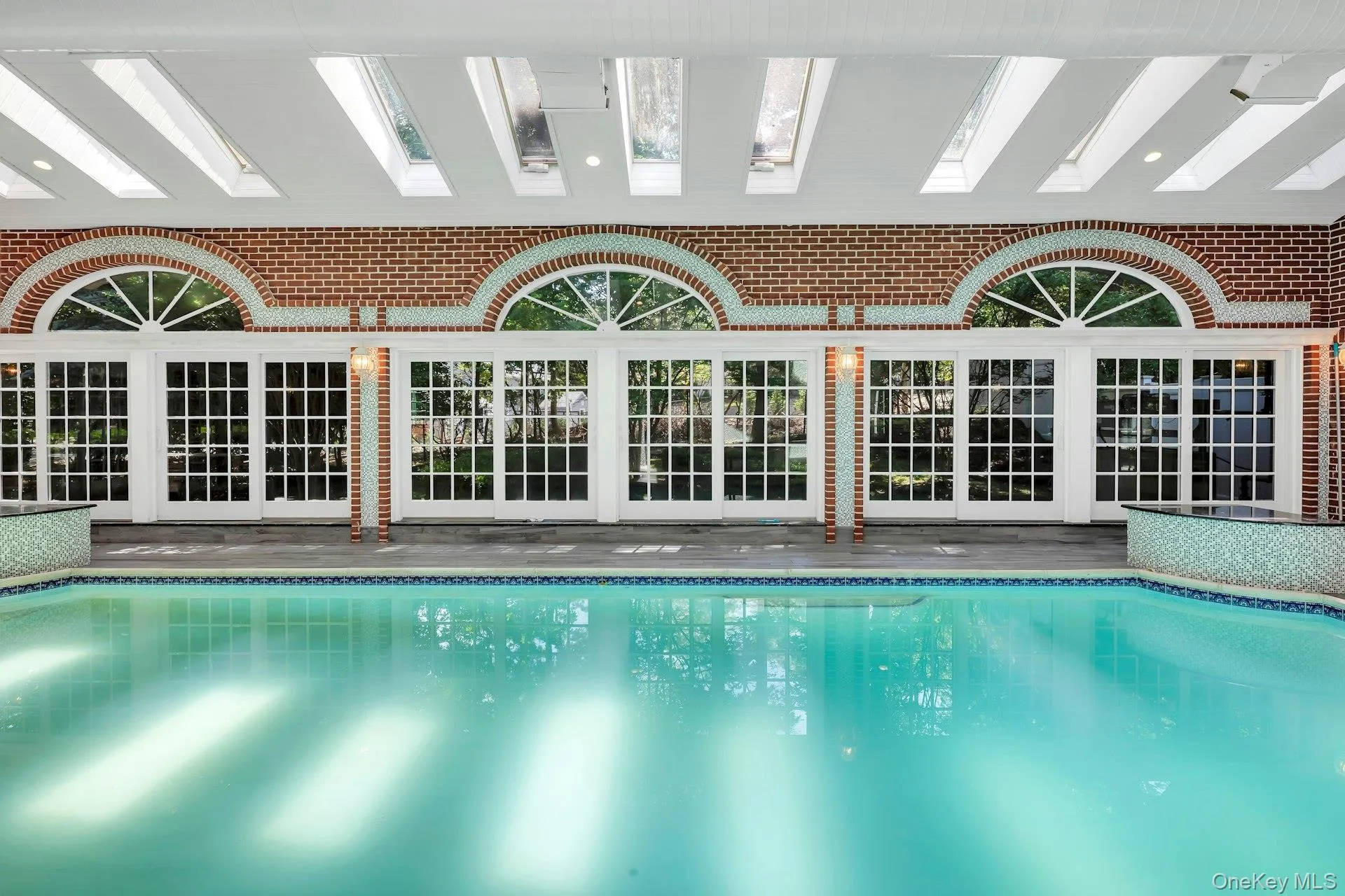 98 Cliff Road, Brookhaven, NY, 5 Bedrooms Bedrooms, 14 Rooms Rooms,7 BathroomsBathrooms,Residential,For Rent,Cliff,0,1004985 98 Cliff Road, Brookhaven, NY, 5 Bedrooms Bedrooms, 14 Rooms Rooms,7 BathroomsBathrooms,Residential,For Rent,Cliff,0,1004985