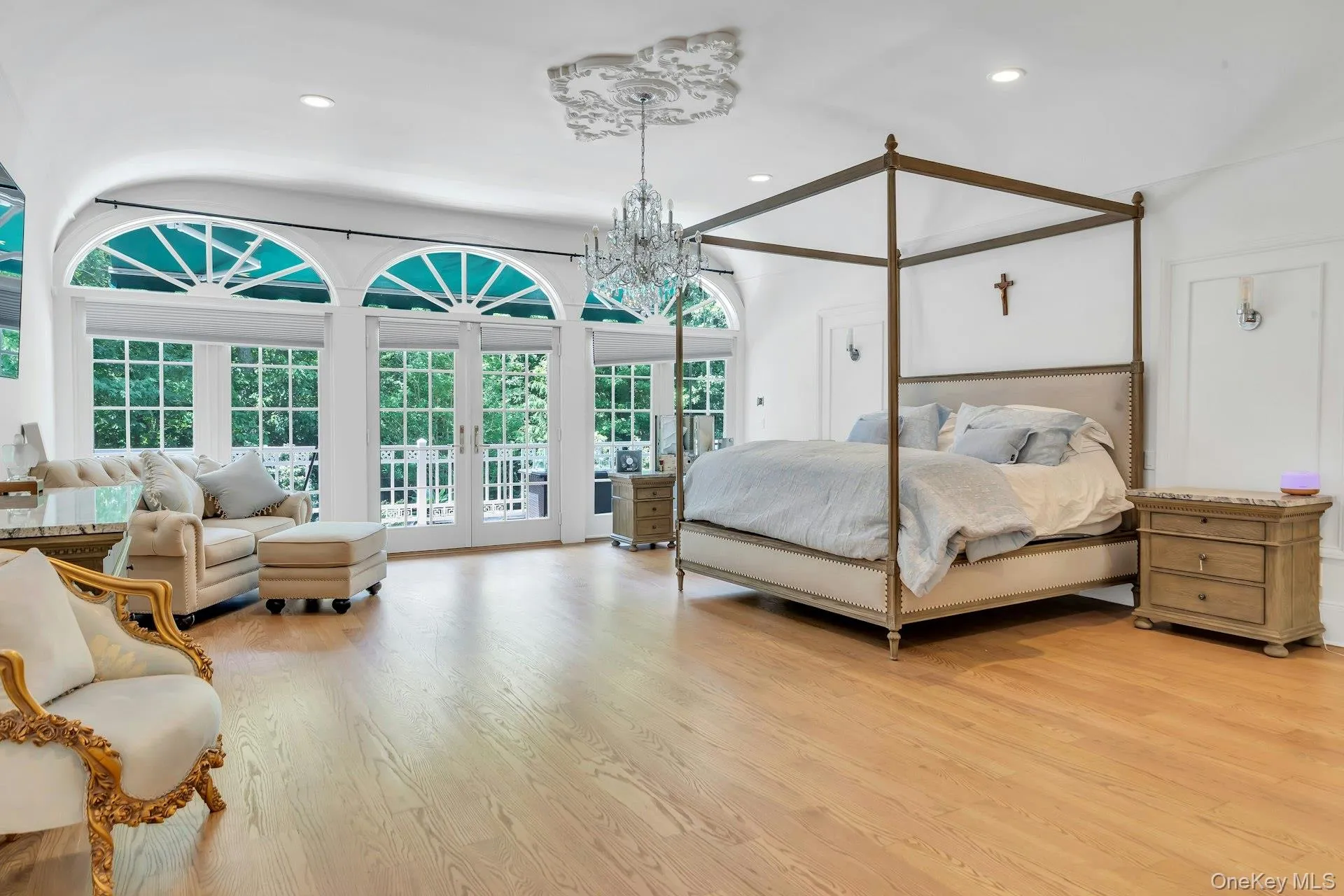 98 Cliff Road, Brookhaven, NY, 5 Bedrooms Bedrooms, 14 Rooms Rooms,7 BathroomsBathrooms,Residential,For Rent,Cliff,0,1004985 98 Cliff Road, Brookhaven, NY, 5 Bedrooms Bedrooms, 14 Rooms Rooms,7 BathroomsBathrooms,Residential,For Rent,Cliff,0,1004985
