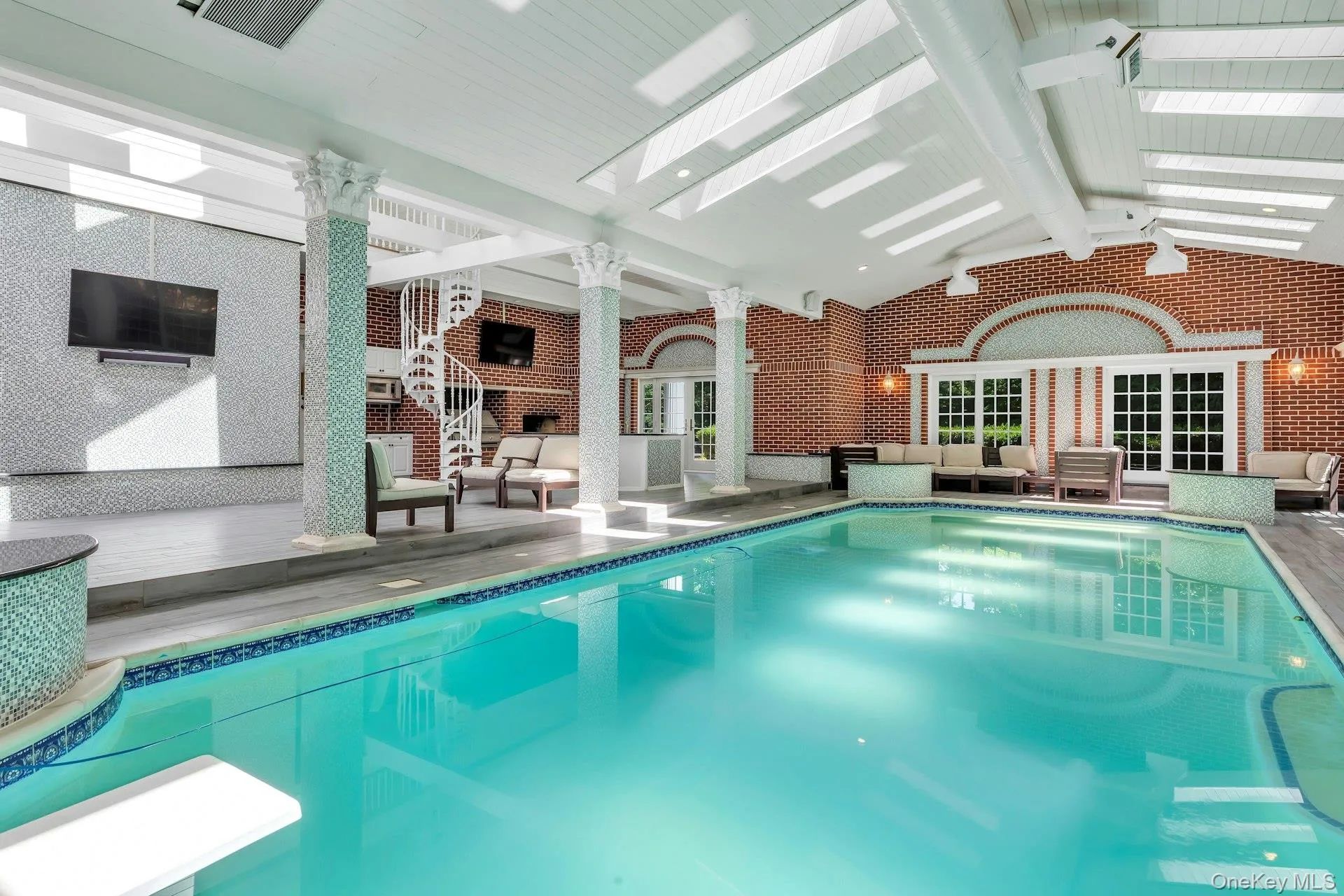 98 Cliff Road, Brookhaven, NY, 5 Bedrooms Bedrooms, 14 Rooms Rooms,7 BathroomsBathrooms,Residential,For Rent,Cliff,0,1004985 98 Cliff Road, Brookhaven, NY, 5 Bedrooms Bedrooms, 14 Rooms Rooms,7 BathroomsBathrooms,Residential,For Rent,Cliff,0,1004985