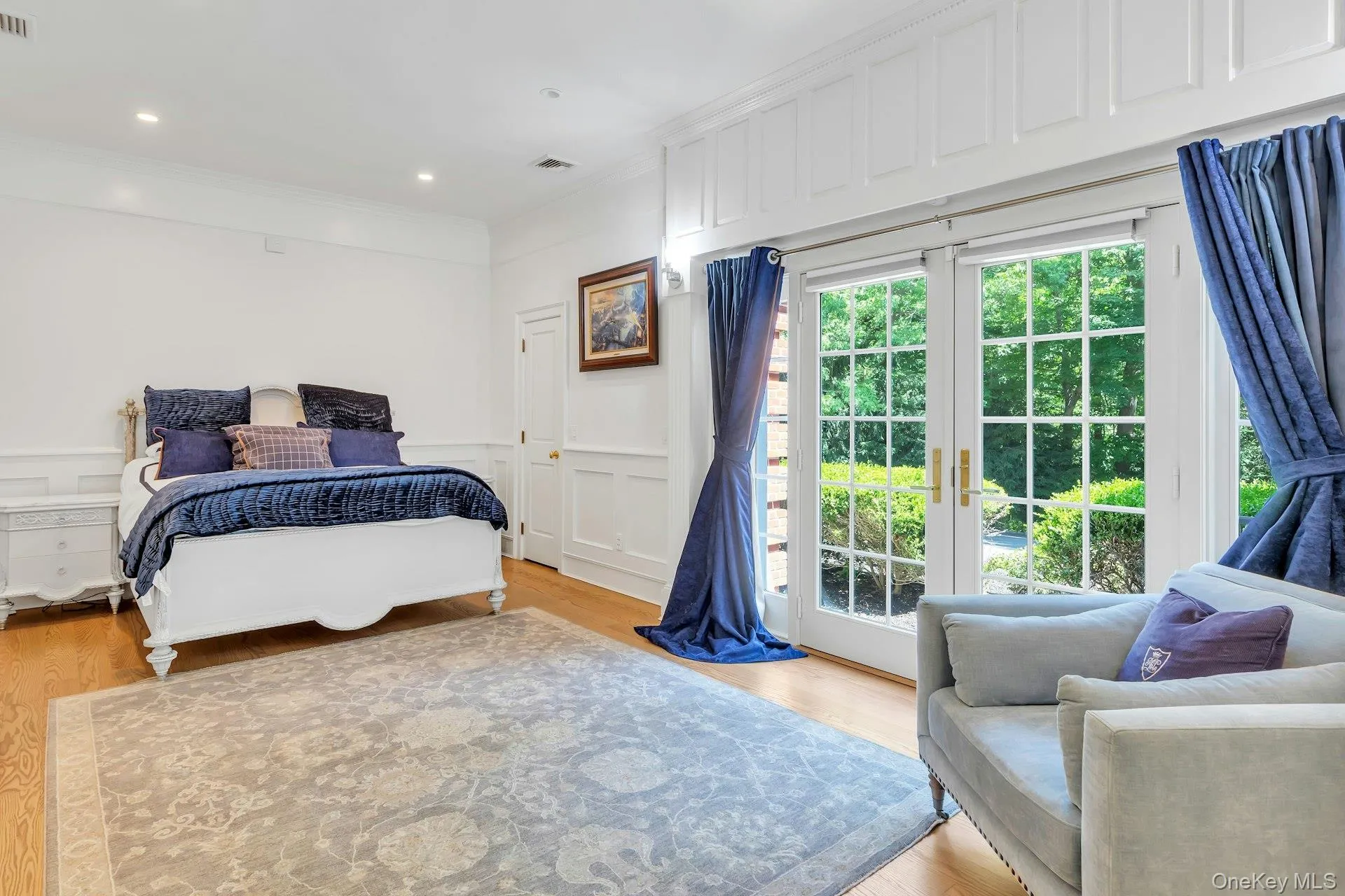 98 Cliff Road, Brookhaven, NY, 5 Bedrooms Bedrooms, 14 Rooms Rooms,7 BathroomsBathrooms,Residential,For Rent,Cliff,0,1004985 98 Cliff Road, Brookhaven, NY, 5 Bedrooms Bedrooms, 14 Rooms Rooms,7 BathroomsBathrooms,Residential,For Rent,Cliff,0,1004985