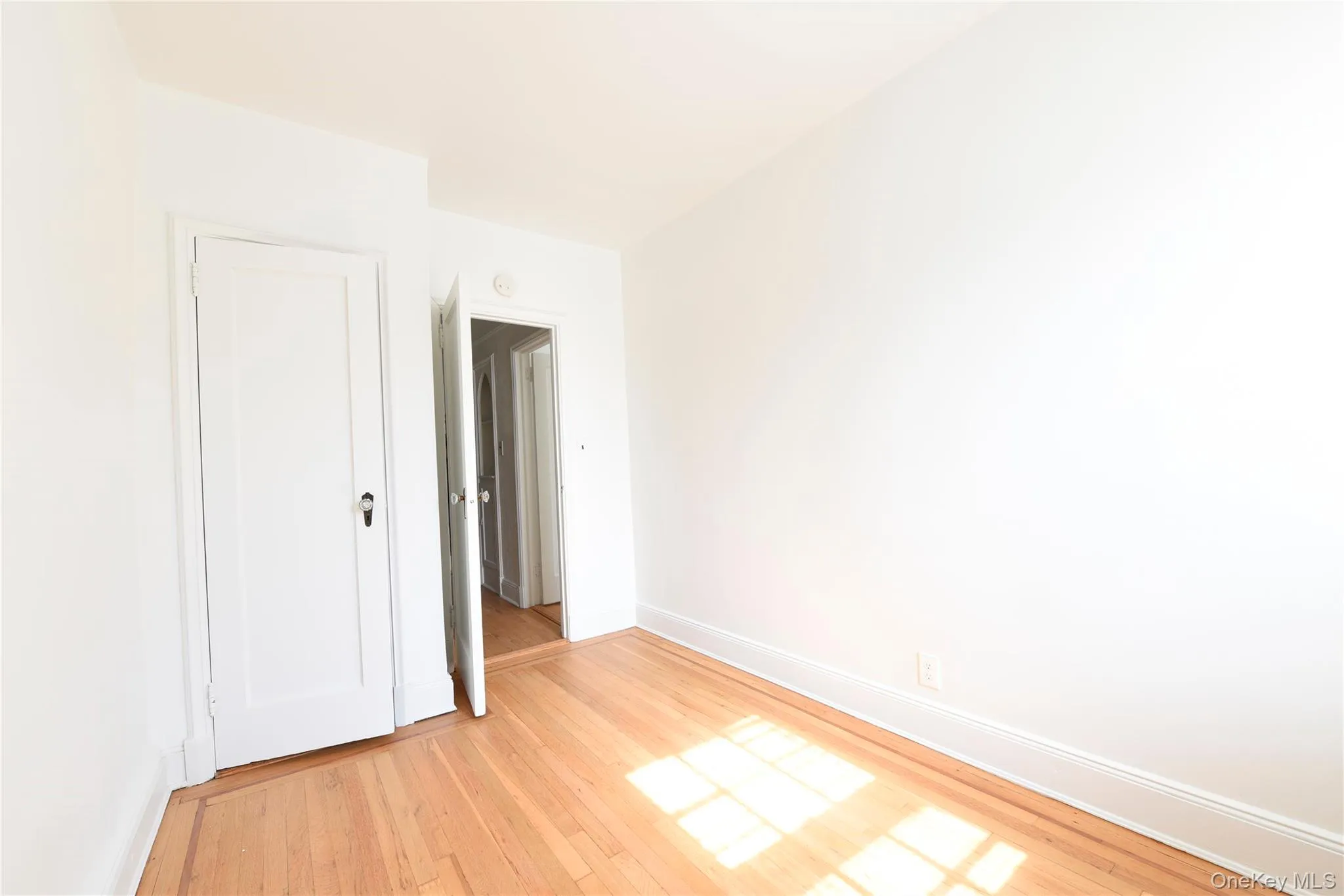 30-41 89th Street, New York, NY, 3 Bedrooms Bedrooms, 6 Rooms Rooms,2 BathroomsBathrooms,Residential,For Rent,89th,0,1004994 30-41 89th Street, New York, NY, 3 Bedrooms Bedrooms, 6 Rooms Rooms,2 BathroomsBathrooms,Residential,For Rent,89th,0,1004994