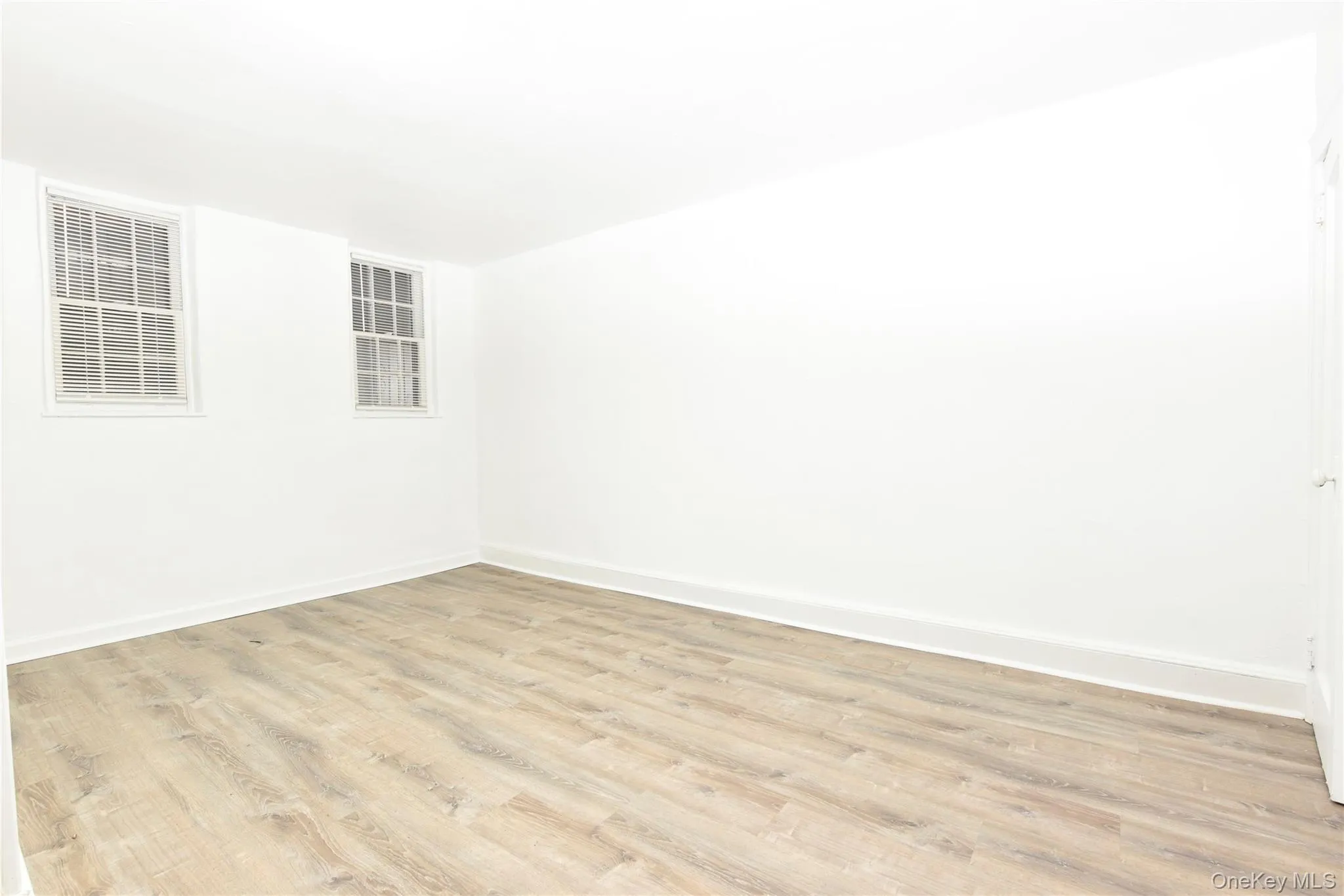 30-41 89th Street, New York, NY, 3 Bedrooms Bedrooms, 6 Rooms Rooms,2 BathroomsBathrooms,Residential,For Rent,89th,0,1004994 30-41 89th Street, New York, NY, 3 Bedrooms Bedrooms, 6 Rooms Rooms,2 BathroomsBathrooms,Residential,For Rent,89th,0,1004994