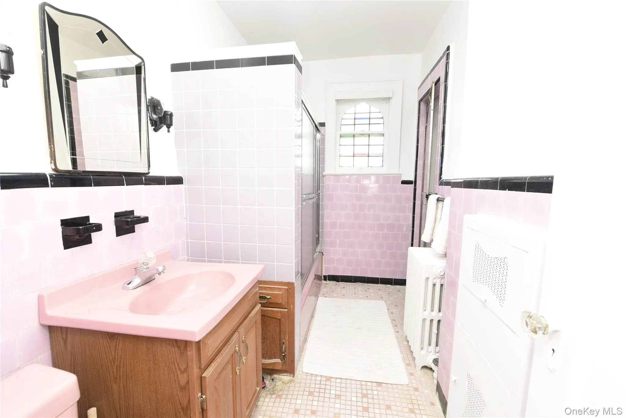 30-41 89th Street, New York, NY, 3 Bedrooms Bedrooms, 6 Rooms Rooms,2 BathroomsBathrooms,Residential,For Rent,89th,0,1004994 30-41 89th Street, New York, NY, 3 Bedrooms Bedrooms, 6 Rooms Rooms,2 BathroomsBathrooms,Residential,For Rent,89th,0,1004994