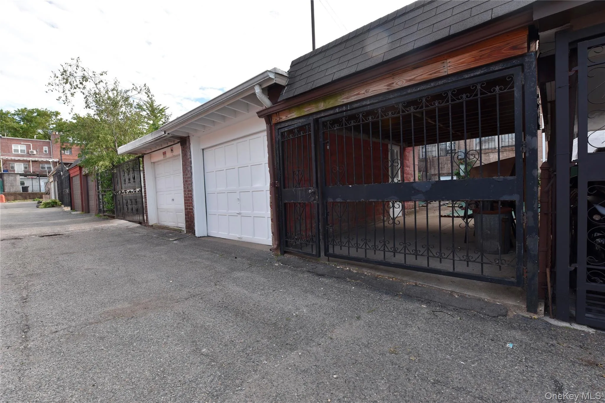 30-41 89th Street, New York, NY, 3 Bedrooms Bedrooms, 6 Rooms Rooms,2 BathroomsBathrooms,Residential,For Rent,89th,0,1004994 30-41 89th Street, New York, NY, 3 Bedrooms Bedrooms, 6 Rooms Rooms,2 BathroomsBathrooms,Residential,For Rent,89th,0,1004994