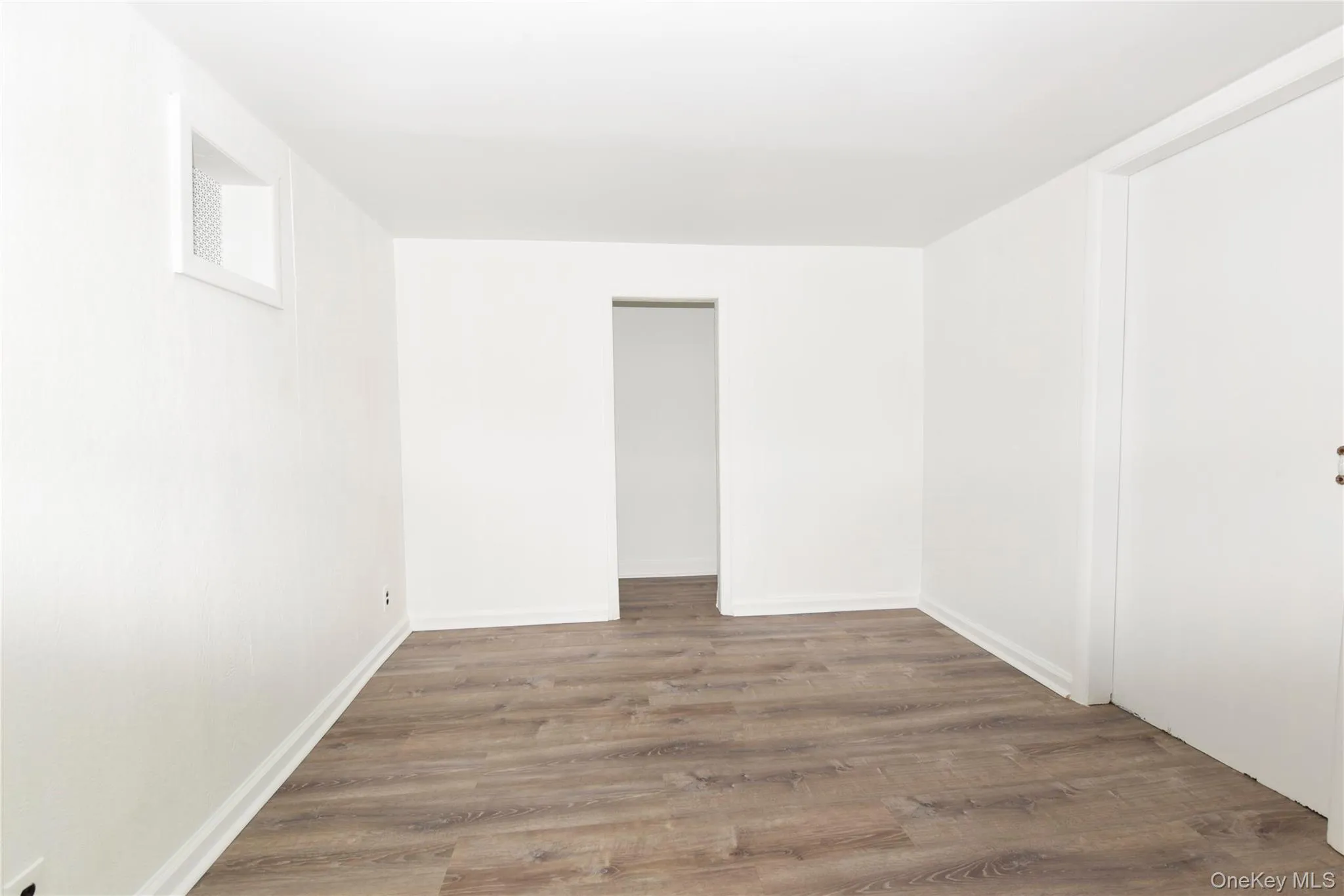 30-41 89th Street, New York, NY, 3 Bedrooms Bedrooms, 6 Rooms Rooms,2 BathroomsBathrooms,Residential,For Rent,89th,0,1004994 30-41 89th Street, New York, NY, 3 Bedrooms Bedrooms, 6 Rooms Rooms,2 BathroomsBathrooms,Residential,For Rent,89th,0,1004994