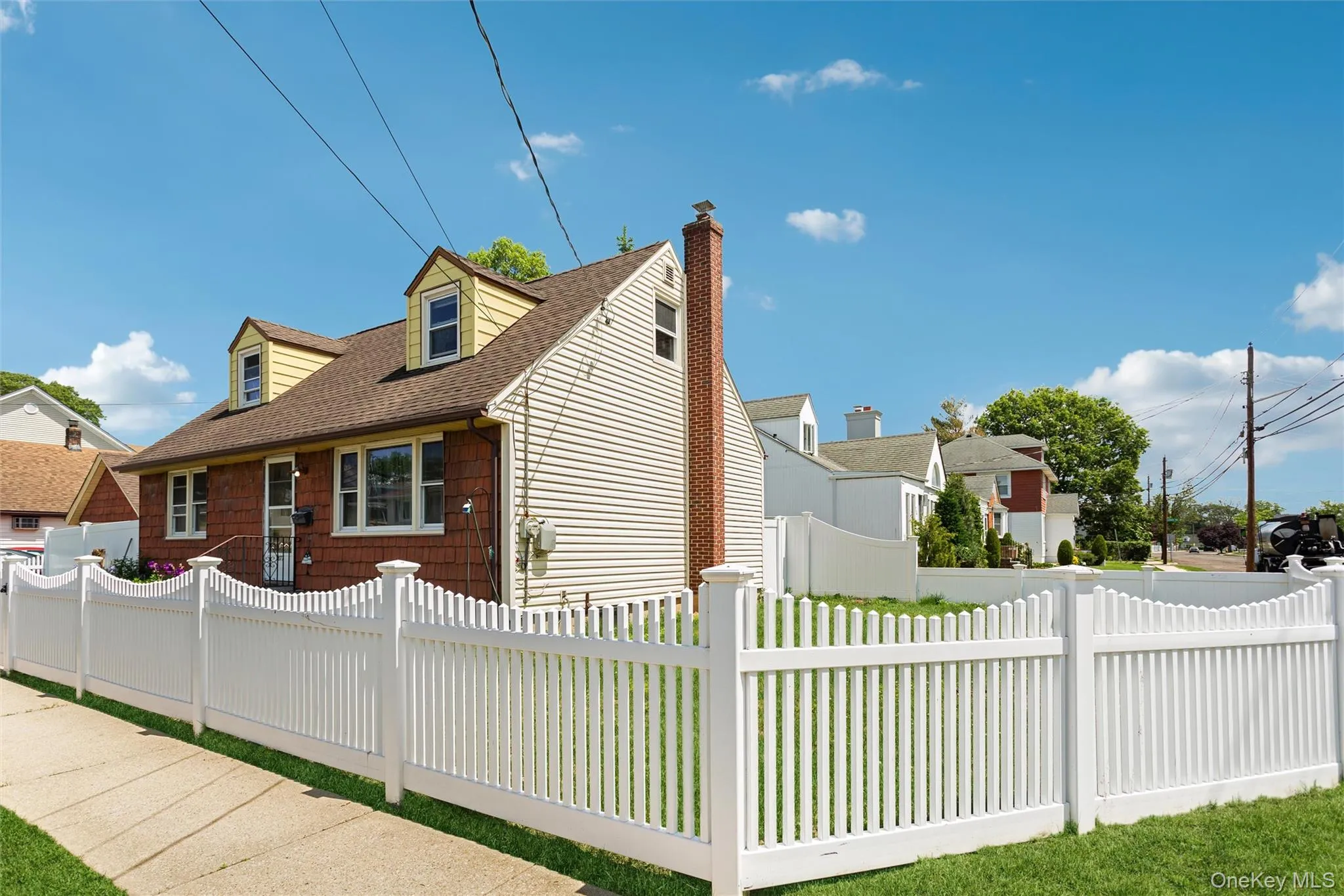 2877 Calvin Road, Hempstead, NY, 3 Bedrooms Bedrooms, 8 Rooms Rooms,1 BathroomBathrooms,Residential,For Rent,Calvin,0,1004995 2877 Calvin Road, Hempstead, NY, 3 Bedrooms Bedrooms, 8 Rooms Rooms,1 BathroomBathrooms,Residential,For Rent,Calvin,0,1004995