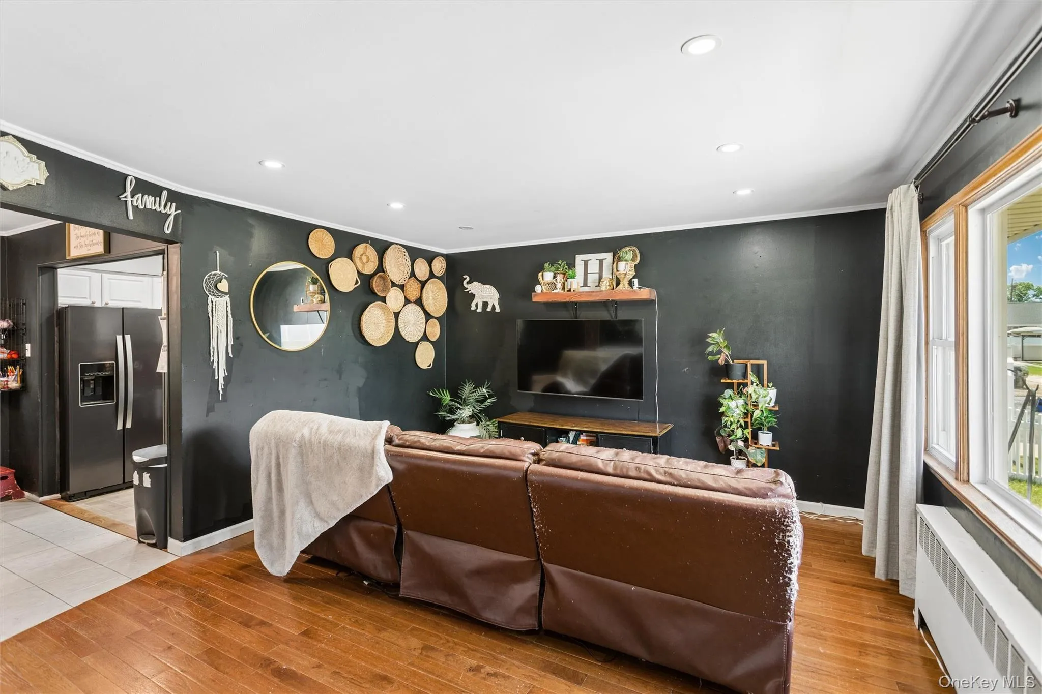 2877 Calvin Road, Hempstead, NY, 3 Bedrooms Bedrooms, 8 Rooms Rooms,1 BathroomBathrooms,Residential,For Rent,Calvin,0,1004995 2877 Calvin Road, Hempstead, NY, 3 Bedrooms Bedrooms, 8 Rooms Rooms,1 BathroomBathrooms,Residential,For Rent,Calvin,0,1004995