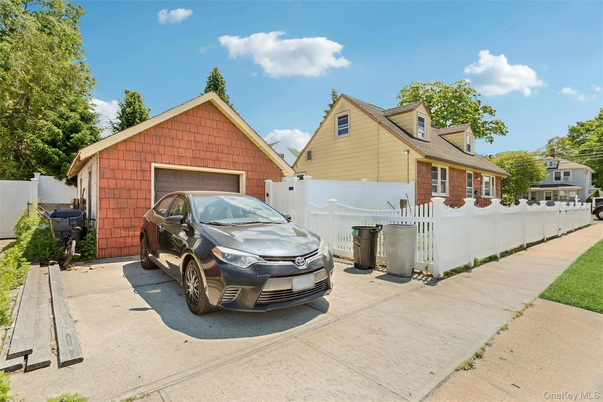 2877 Calvin Road, Hempstead, NY, 3 Bedrooms Bedrooms, 8 Rooms Rooms,1 BathroomBathrooms,Residential,For Rent,Calvin,0,1004995 2877 Calvin Road, Hempstead, NY, 3 Bedrooms Bedrooms, 8 Rooms Rooms,1 BathroomBathrooms,Residential,For Rent,Calvin,0,1004995