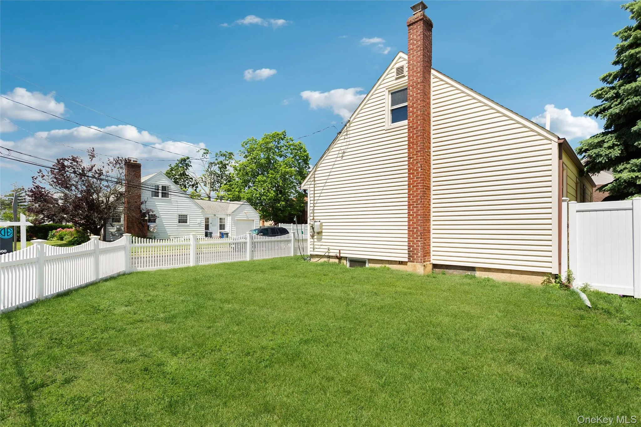 2877 Calvin Road, Hempstead, NY, 3 Bedrooms Bedrooms, 8 Rooms Rooms,1 BathroomBathrooms,Residential,For Rent,Calvin,0,1004995 2877 Calvin Road, Hempstead, NY, 3 Bedrooms Bedrooms, 8 Rooms Rooms,1 BathroomBathrooms,Residential,For Rent,Calvin,0,1004995
