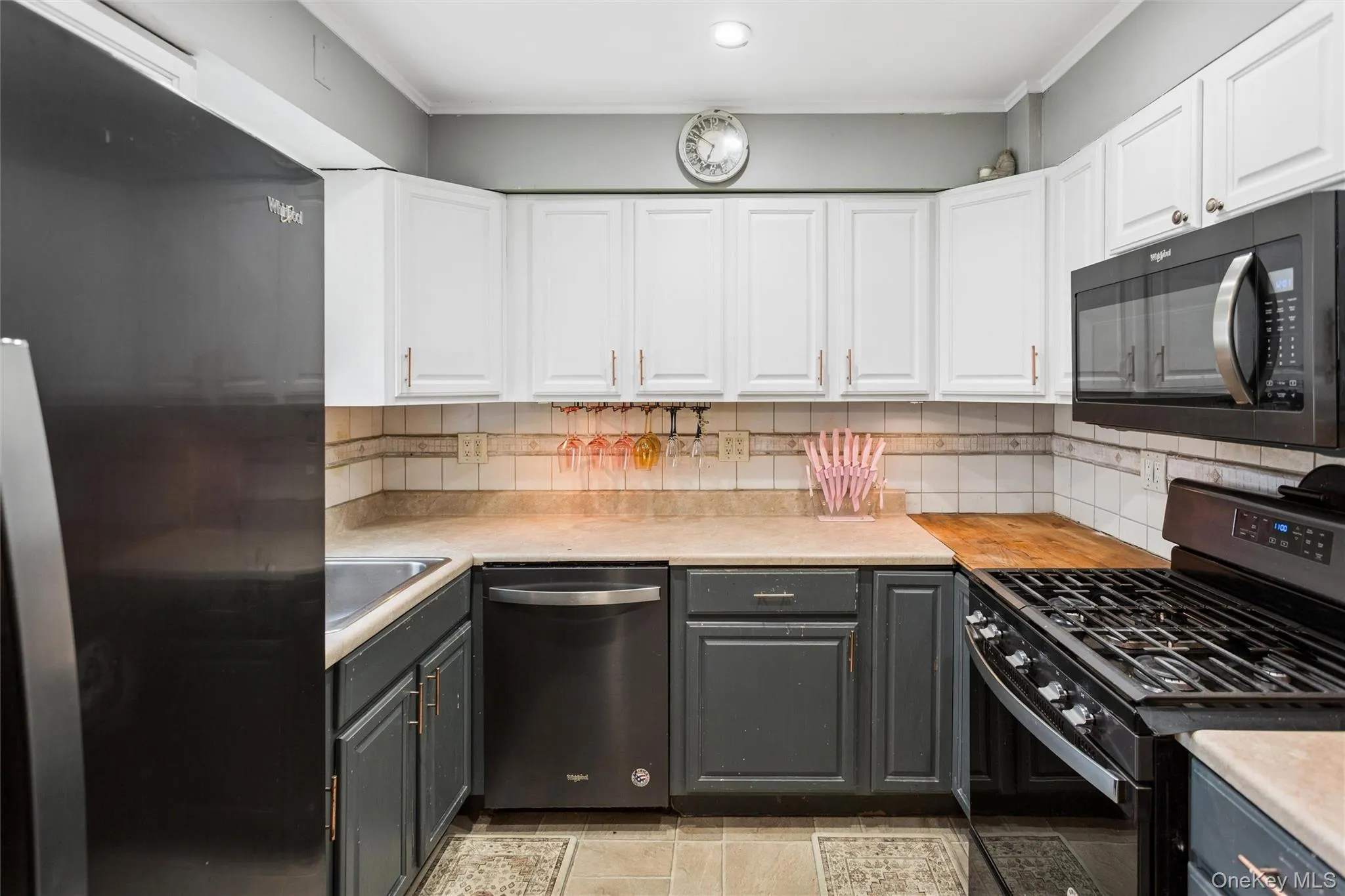 2877 Calvin Road, Hempstead, NY, 3 Bedrooms Bedrooms, 8 Rooms Rooms,1 BathroomBathrooms,Residential,For Rent,Calvin,0,1004995 2877 Calvin Road, Hempstead, NY, 3 Bedrooms Bedrooms, 8 Rooms Rooms,1 BathroomBathrooms,Residential,For Rent,Calvin,0,1004995