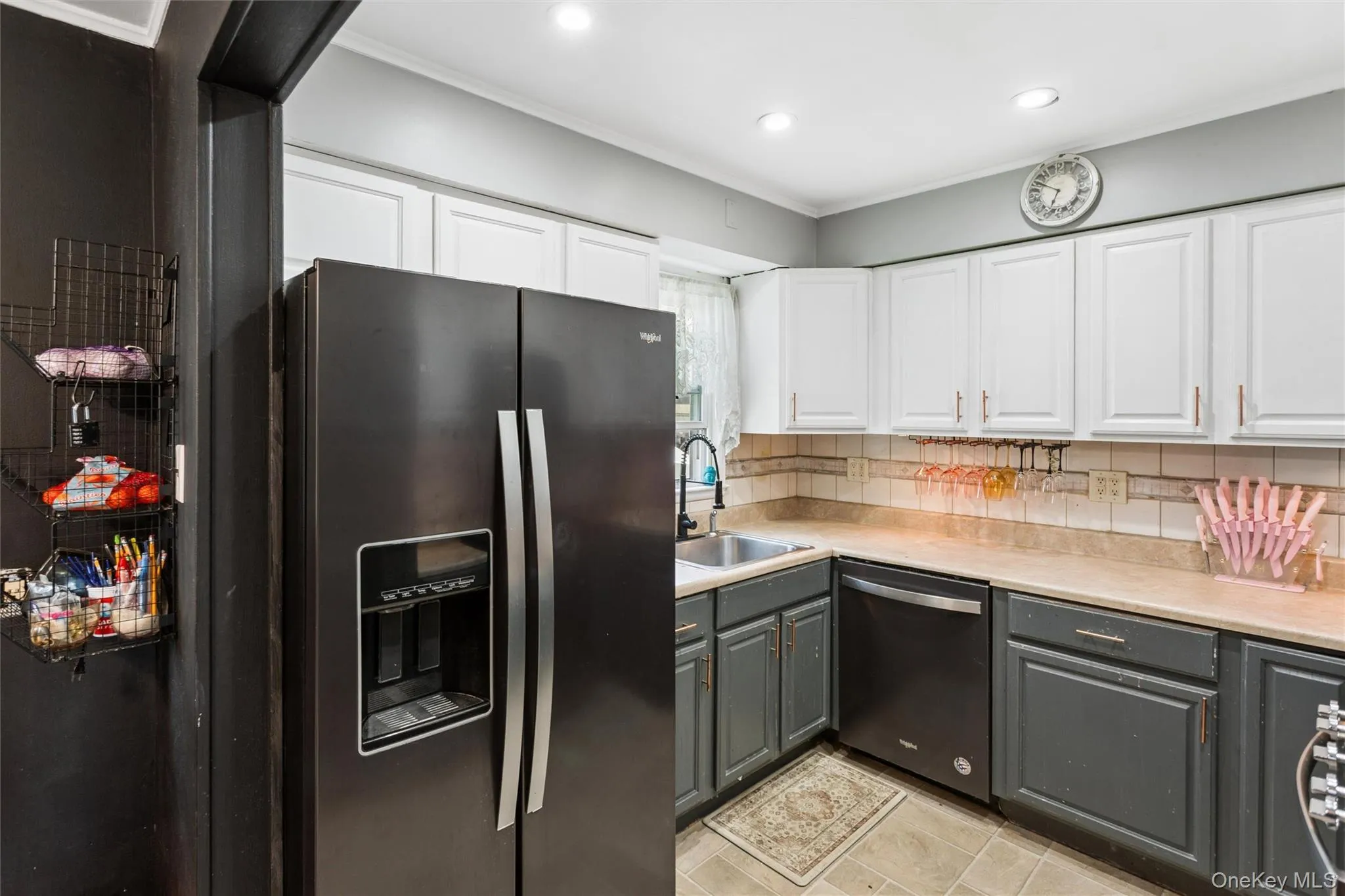 2877 Calvin Road, Hempstead, NY, 3 Bedrooms Bedrooms, 8 Rooms Rooms,1 BathroomBathrooms,Residential,For Rent,Calvin,0,1004995 2877 Calvin Road, Hempstead, NY, 3 Bedrooms Bedrooms, 8 Rooms Rooms,1 BathroomBathrooms,Residential,For Rent,Calvin,0,1004995