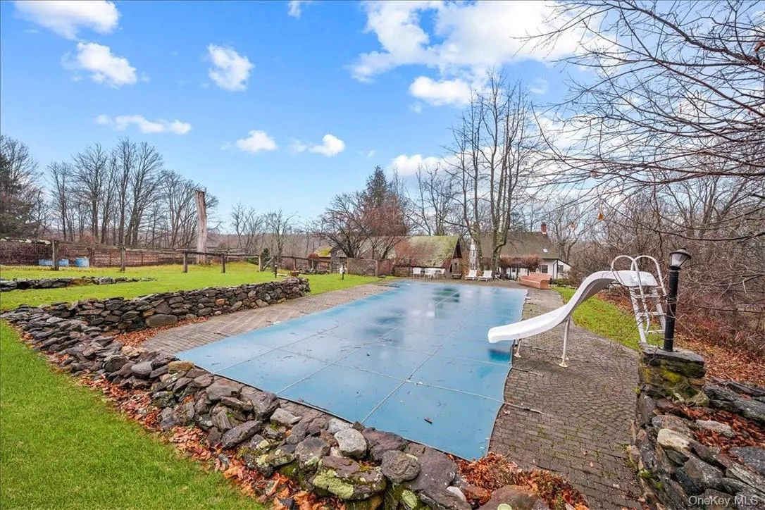 15 Inningwood Road, New Castle, NY, 5 Bedrooms Bedrooms, 15 Rooms Rooms,3 BathroomsBathrooms,Residential Lease,For Rent,Inningwood,0,1004998 15 Inningwood Road, New Castle, NY, 5 Bedrooms Bedrooms, 15 Rooms Rooms,3 BathroomsBathrooms,Residential Lease,For Rent,Inningwood,0,1004998