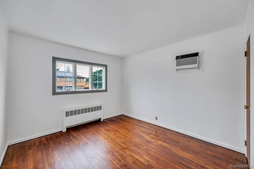 125 5th Street, Oyster Bay, NY, 4 Bedrooms Bedrooms, 6 Rooms Rooms,3 BathroomsBathrooms,Residential,For Rent,5th,0,1004999 125 5th Street, Oyster Bay, NY, 4 Bedrooms Bedrooms, 6 Rooms Rooms,3 BathroomsBathrooms,Residential,For Rent,5th,0,1004999