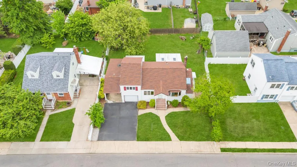 125 5th Street, Oyster Bay, NY, 4 Bedrooms Bedrooms, 6 Rooms Rooms,3 BathroomsBathrooms,Residential,For Rent,5th,0,1004999 125 5th Street, Oyster Bay, NY, 4 Bedrooms Bedrooms, 6 Rooms Rooms,3 BathroomsBathrooms,Residential,For Rent,5th,0,1004999
