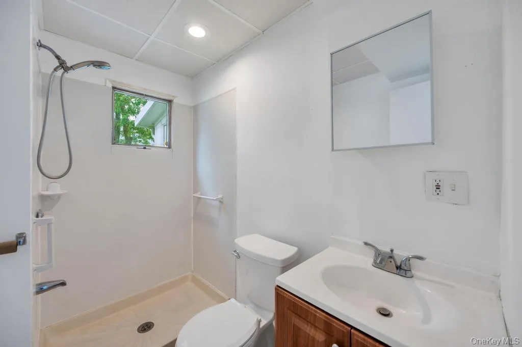 125 5th Street, Oyster Bay, NY, 4 Bedrooms Bedrooms, 6 Rooms Rooms,3 BathroomsBathrooms,Residential,For Rent,5th,0,1004999 125 5th Street, Oyster Bay, NY, 4 Bedrooms Bedrooms, 6 Rooms Rooms,3 BathroomsBathrooms,Residential,For Rent,5th,0,1004999