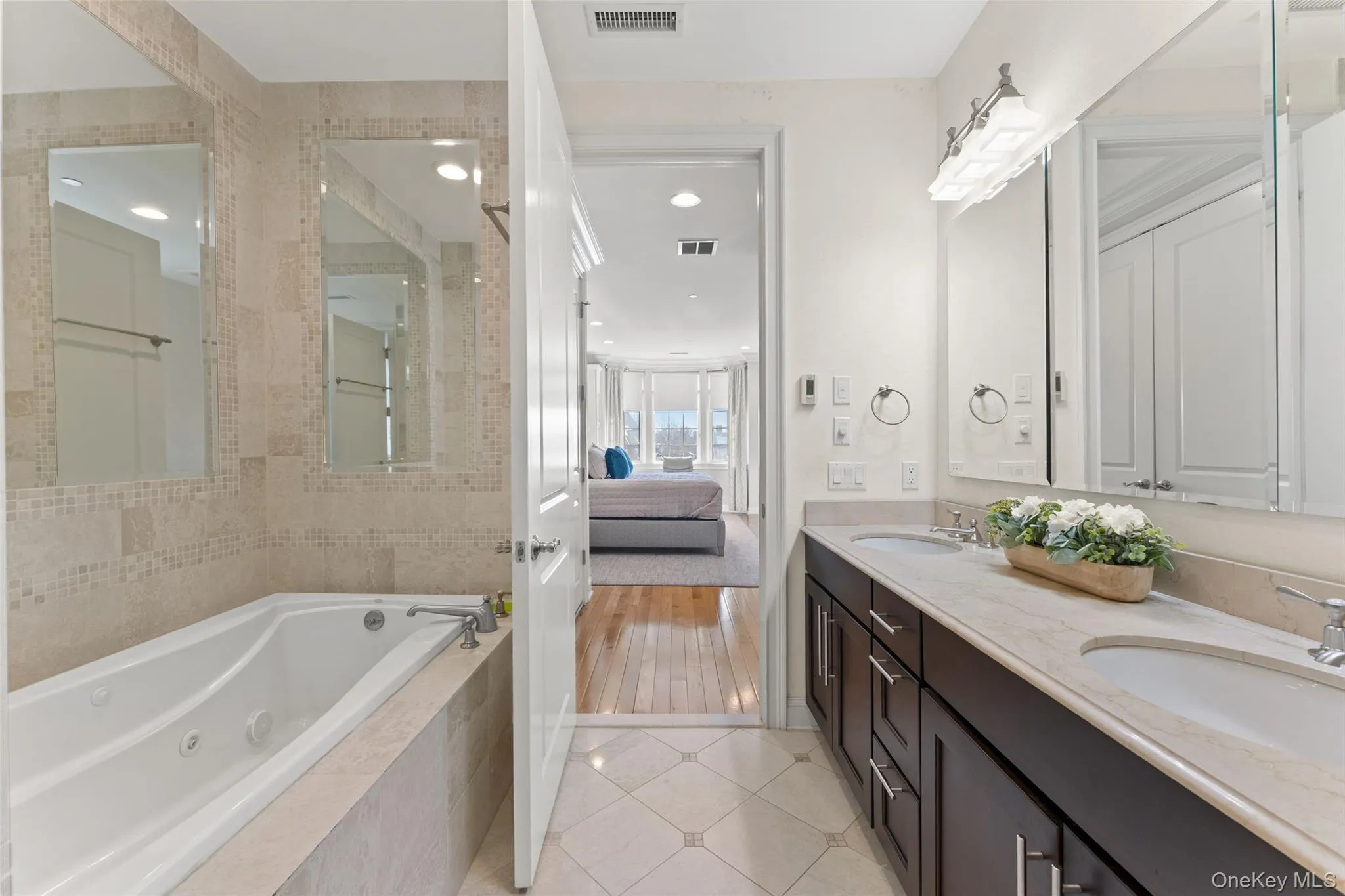 1 Christie Place, Scarsdale, NY, 1 Bedroom Bedrooms, 4 Rooms Rooms,1 BathroomBathrooms,Residential,For Rent,Christie,0,1005000 1 Christie Place, Scarsdale, NY, 1 Bedroom Bedrooms, 4 Rooms Rooms,1 BathroomBathrooms,Residential,For Rent,Christie,0,1005000